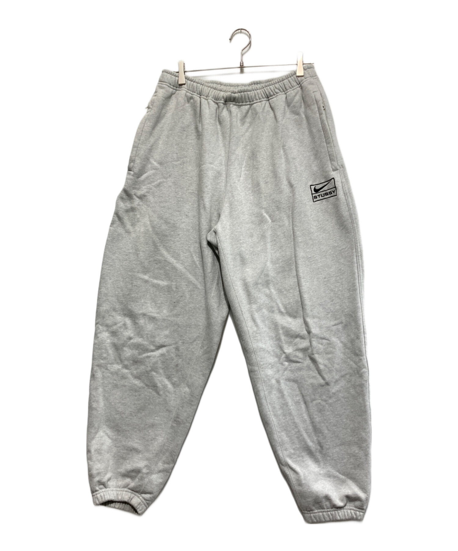 ナイキx Stussyフリーススウェットパンツ25AWグレーLサイズタグ付新品 中古・古着通販】NIKE (ナイキ) stussy (ステューシー) STONE WASHED