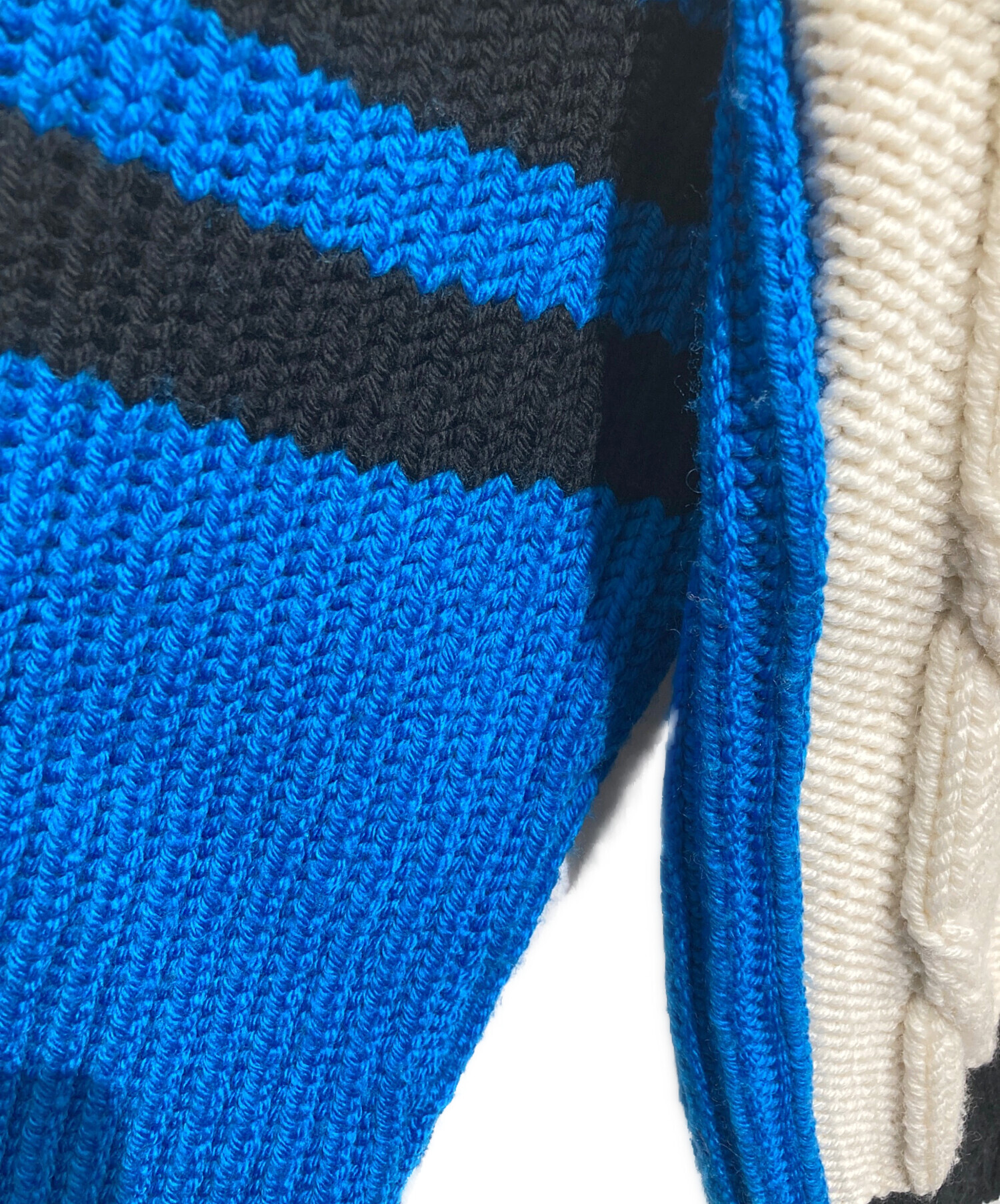 中古・古着通販】GUCCI (グッチ) adidas (アディダス) ロゴ刺繍ニット 中古・古着通販】GUCCI (グッチ) adidas (アディダス) ロゴ刺繍ニット