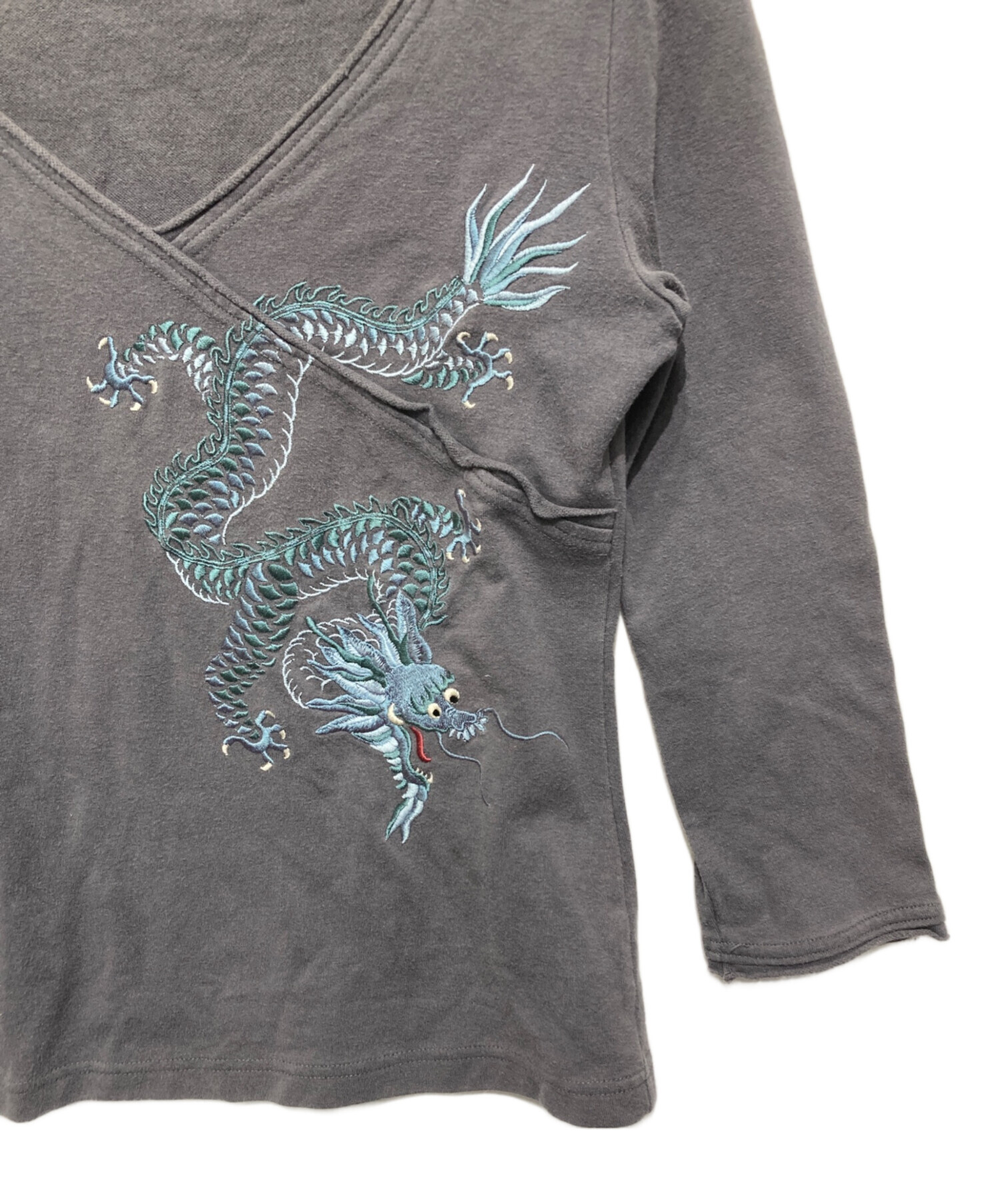 VIVIENNETAM　フラワードラゴン刺繍Tシャツ　40サイズ　未使用品 VIVIENNE TAM ドラゴン刺繍Tシャツ - メルカリ