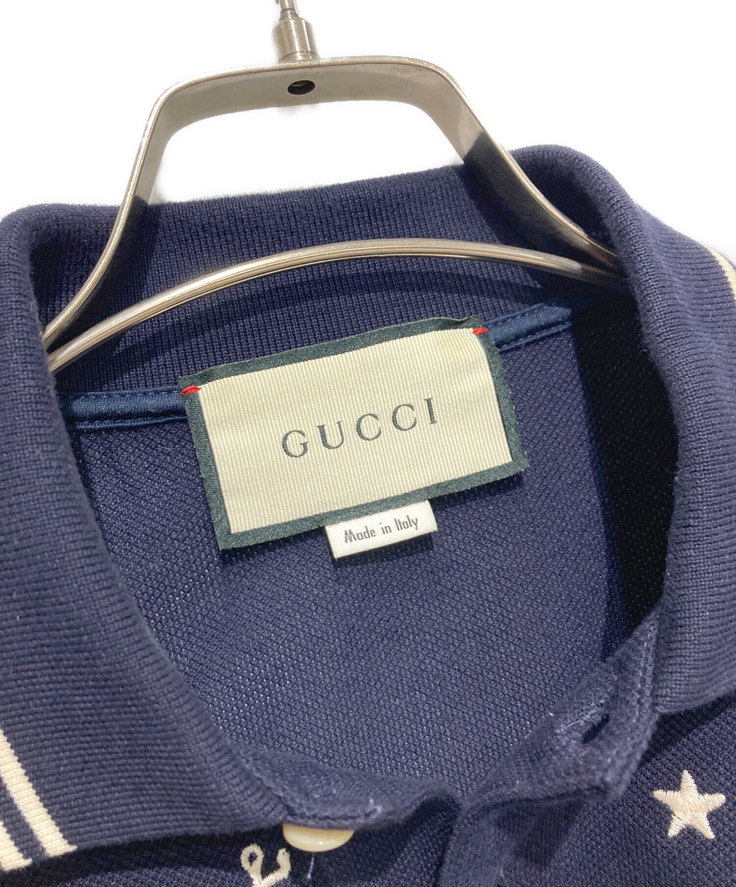 GUCCI ネイビー ポロシャツ 中古・古着通販】GUCCI (グッチ) 刺繍ポロシャツ ネイビー サイズ:M