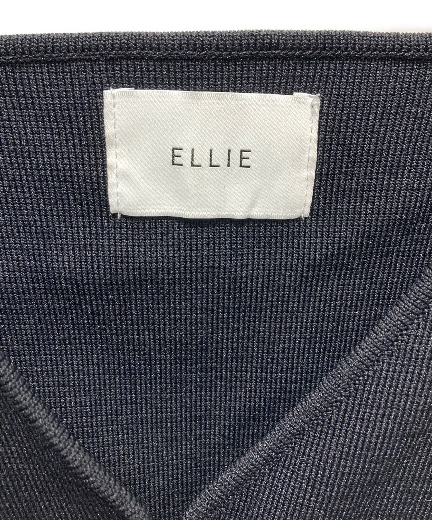 中古・古着通販】ELLIE (エリー) ハートボタンカーディガン ブラック