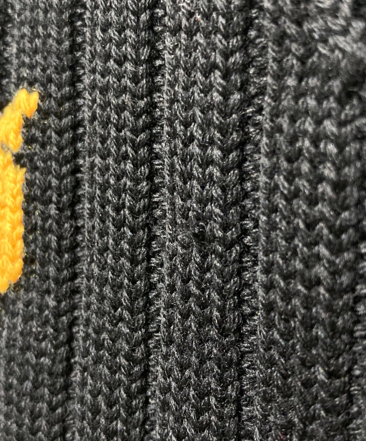 中古・古着通販】FENDI (フェンディ) ロゴ ニットセーター ブラック