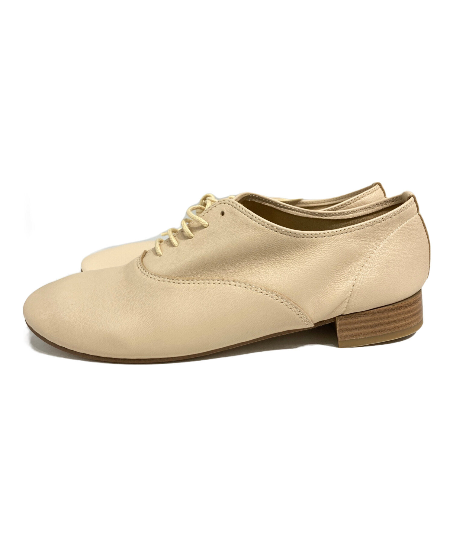 Repetto ベージュ フラットシューズ 中古・古着通販】Repetto (レペット) Zizi Goatskin レースアップ