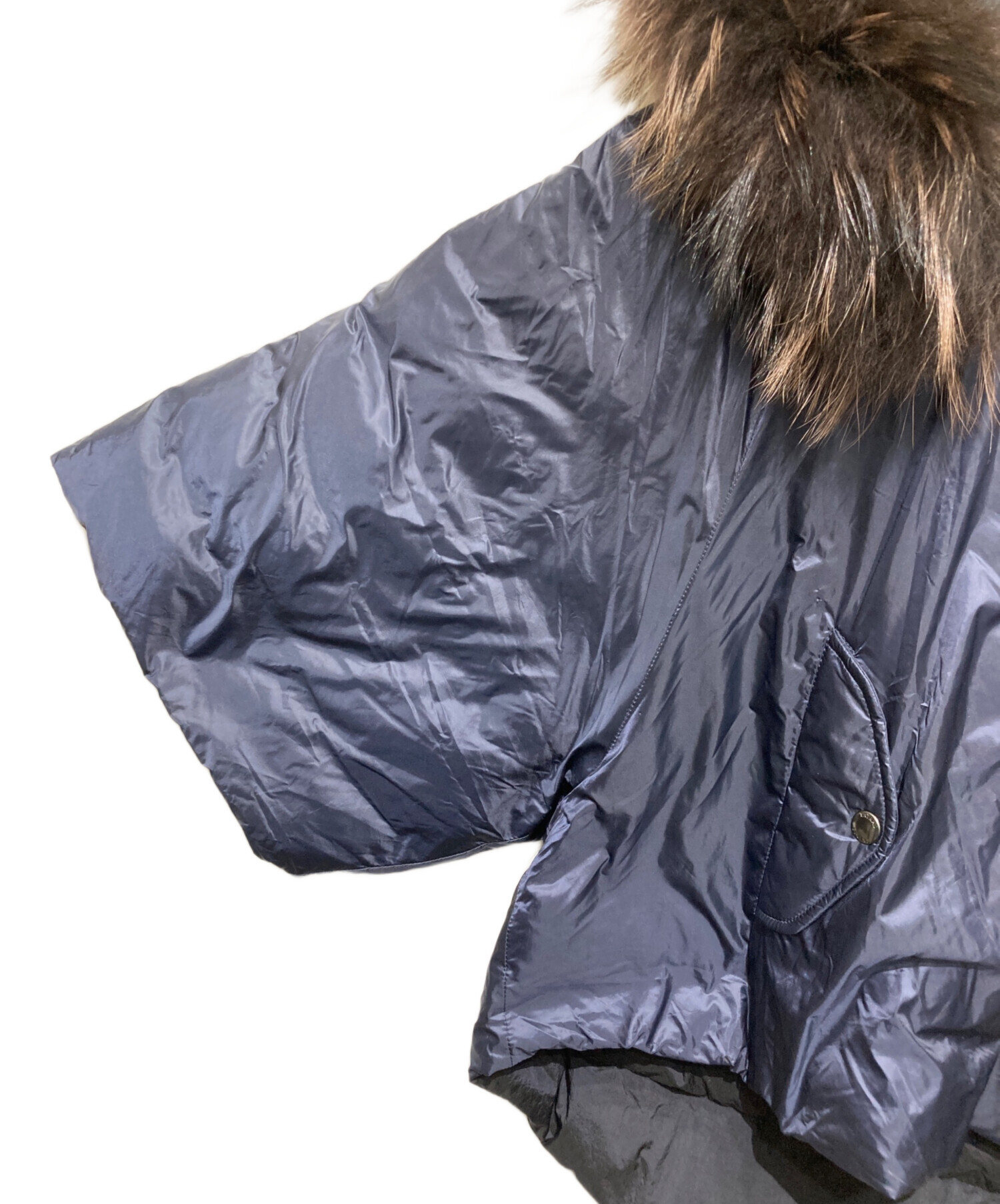 ★新品タグ付き★TATRAS タトラス MALE　ラクーンファー　リバーシブル 中古・古着通販】TATRAS (タトラス) MALE リバーシブルダウンポンチョ