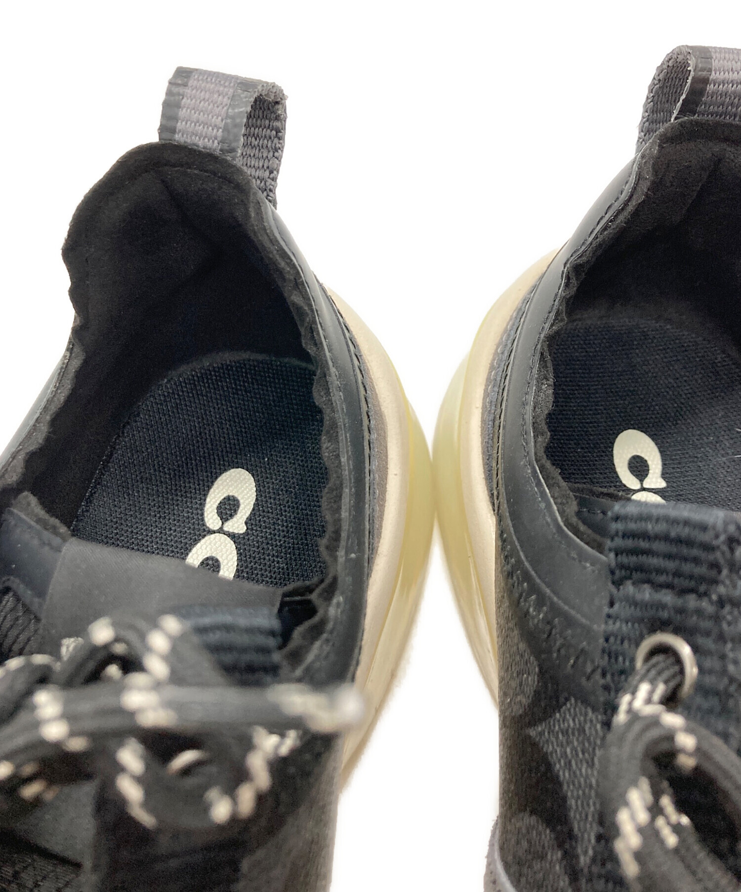 中古・古着通販】COACH (コーチ) シグネチャーローカットスニーカー