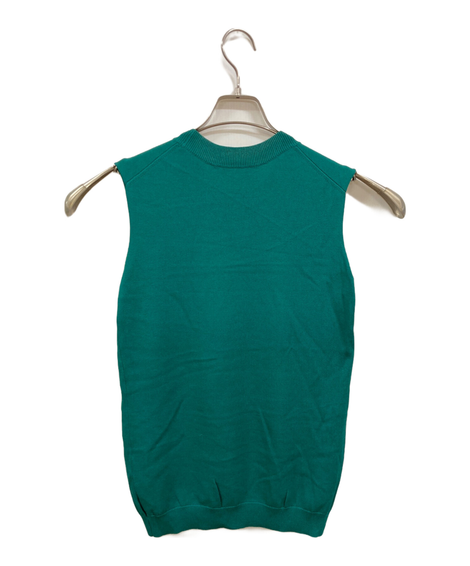 美品　AP STUDIO エーピーストゥディオ ニットノースリーブカーディガン AP STUDIO（エーピーストゥディオ）の「ニットノースリーブ