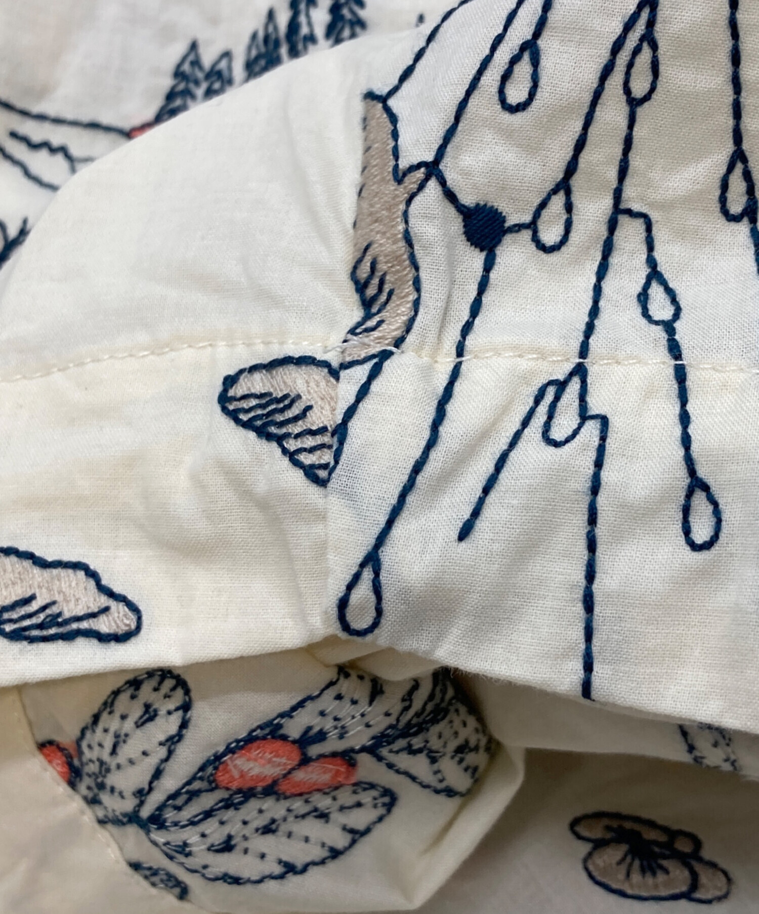 【中古】 marble　SUD（2013　spring　＆　s） 中古・古着通販】Marble SUD (マーブルシュッド) ワライ刺繍ブラウス
