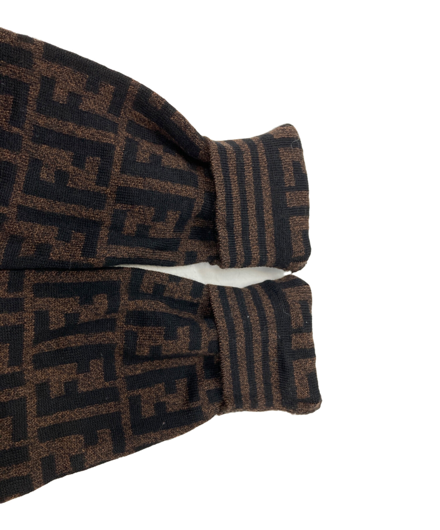 中古・古着通販】FENDI (フェンディ) ズッカ柄タートルネックニット