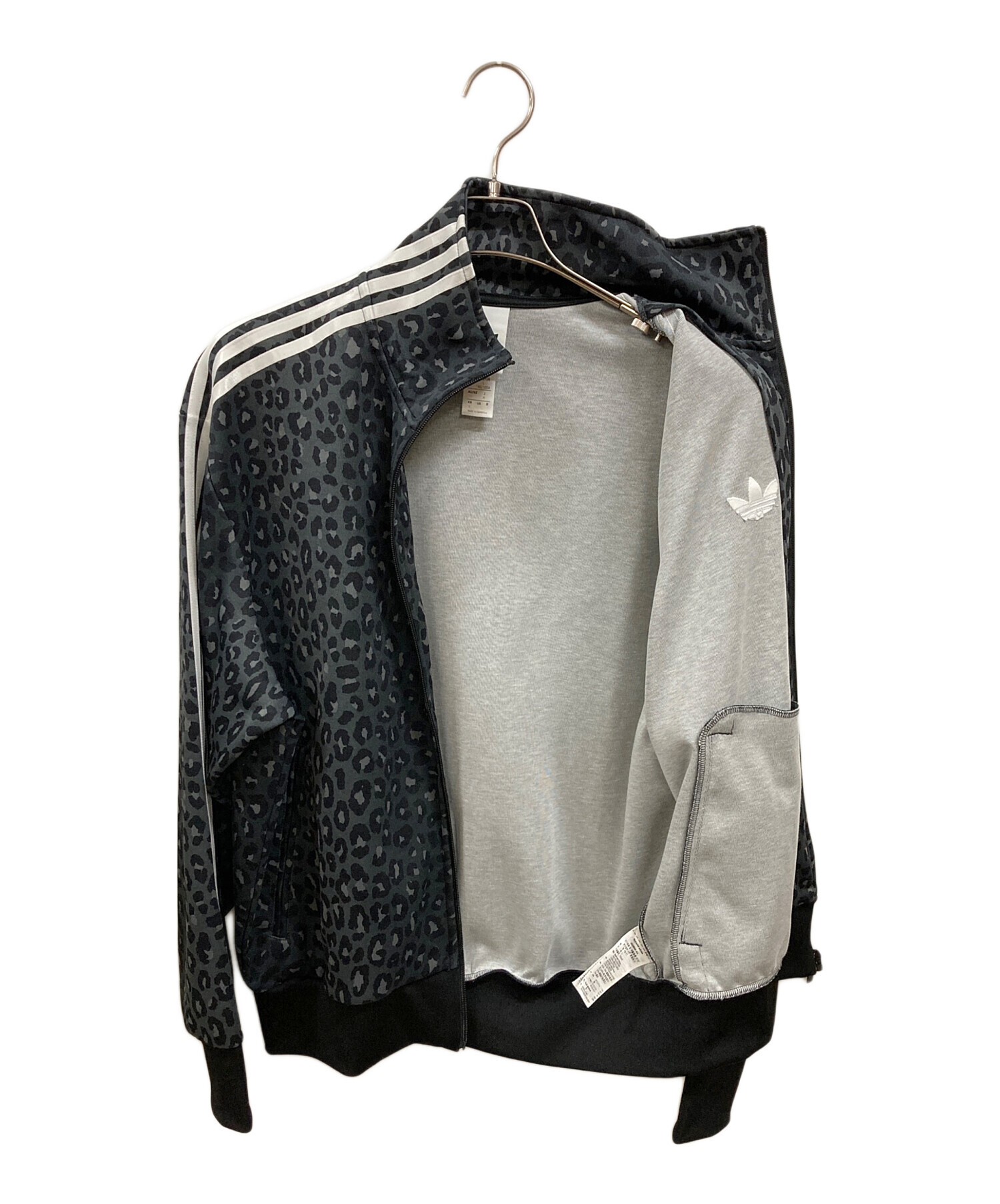 中古・古着通販】adidas (アディダス) U LEO TT アウター ネイビー 中古・古着通販】adidas (アディダス) U LEO TT アウター ネイビー