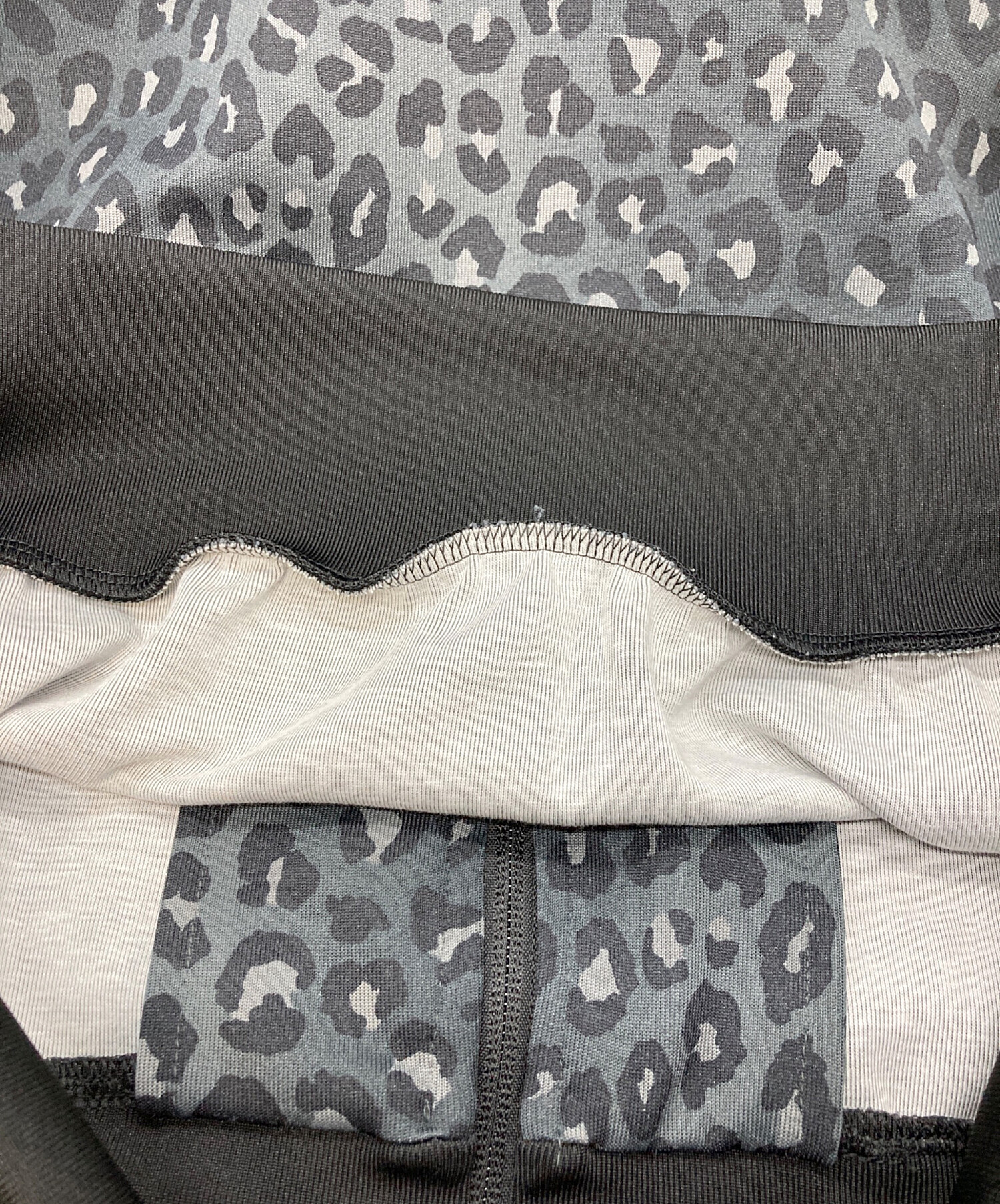 中古・古着通販】adidas (アディダス) U LEO TT アウター ネイビー