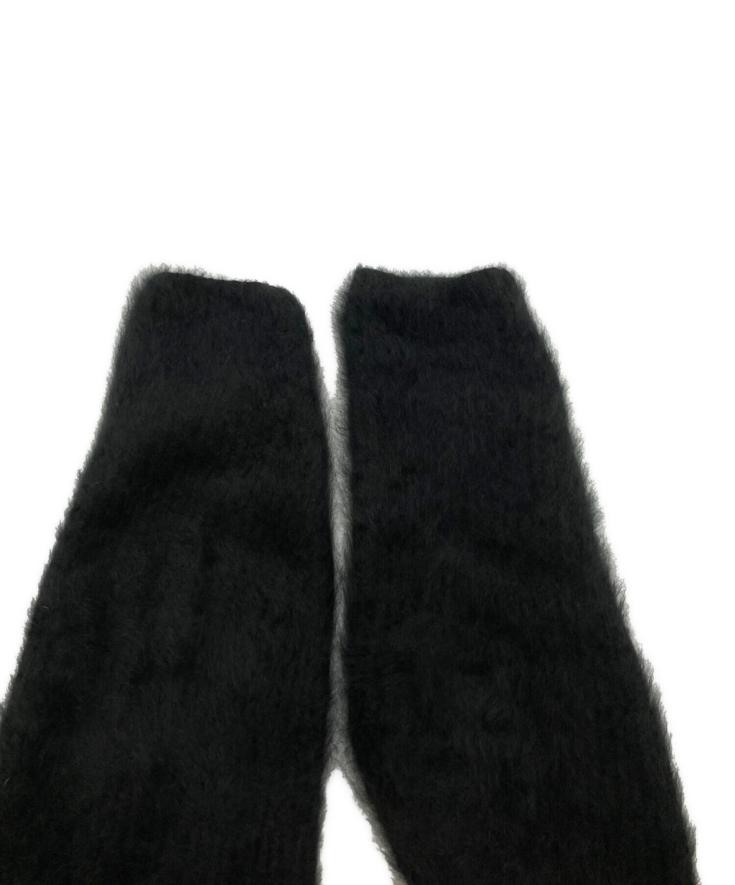 【ほぼ未使用✨】Plage ふわふわ　FurアゼVネックプルオーバー 黒　軽い 中古・古着通販】Plage (プラージュ) FurアゼVネックプルオーバー