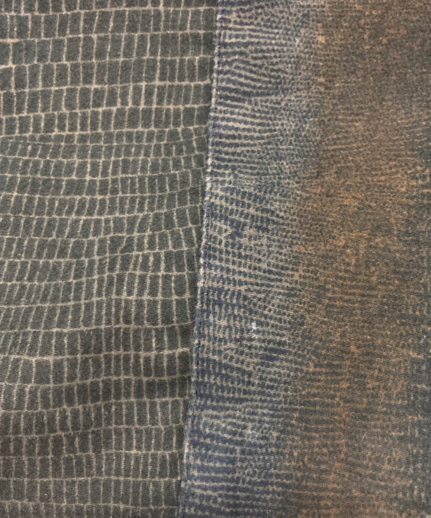 中古・古着通販】A.P.C. (アーペーセー) パイソン柄シングルライダース