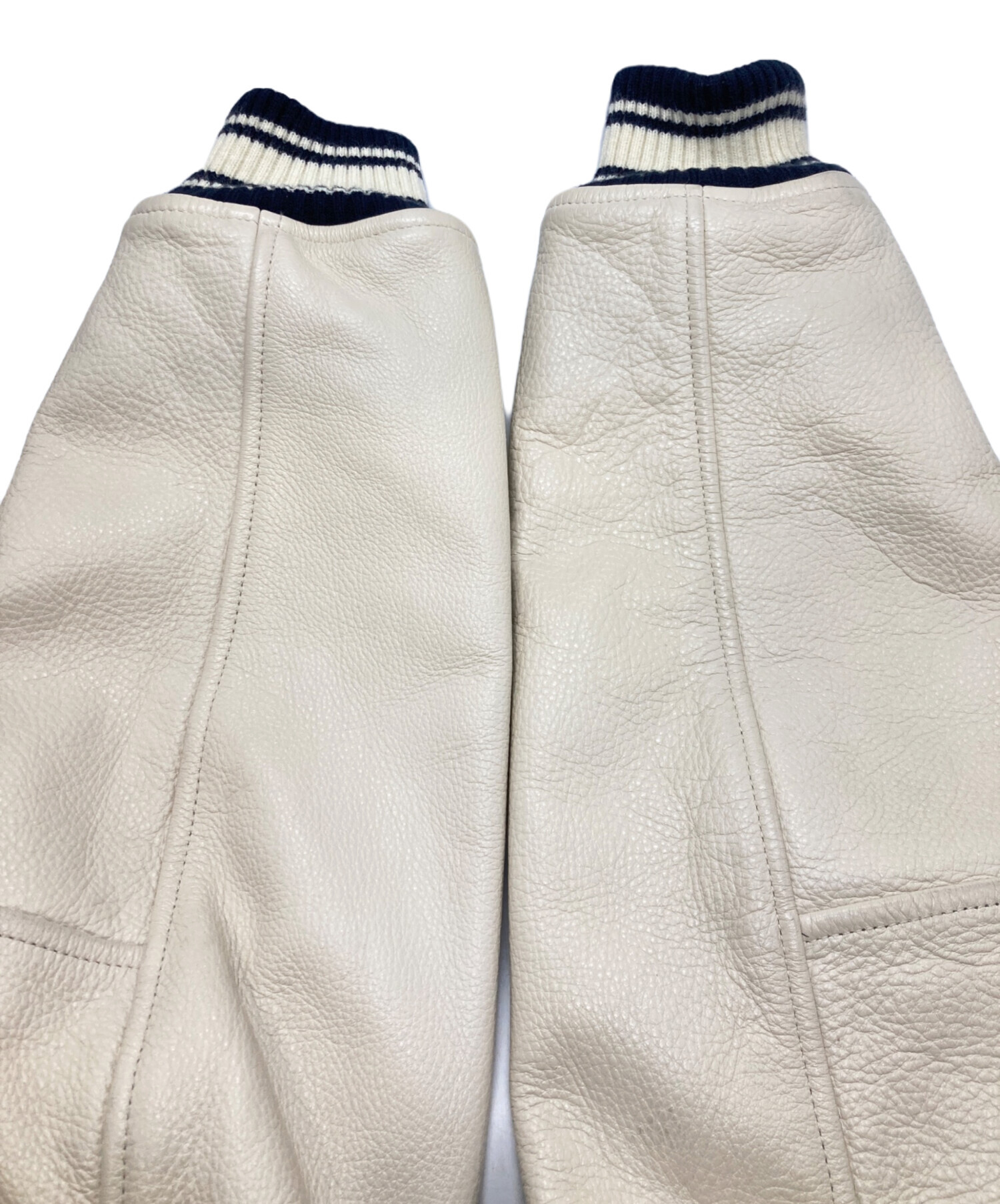 AUREX スタジャン TORCH&LAUREL 中古・古着通販】AVIREX (アヴィレックス) TORCH&LAUREL VARSITY