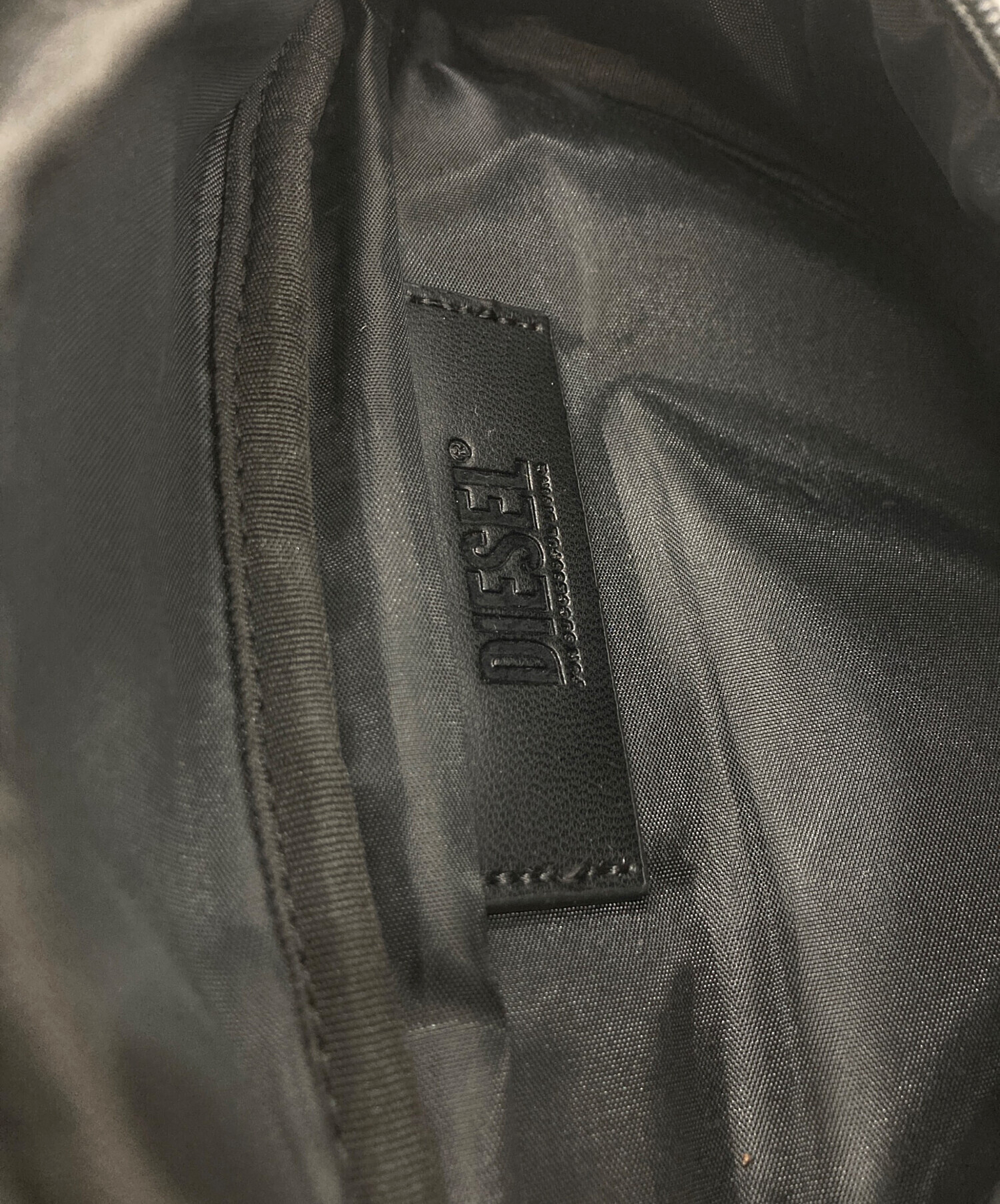中古・古着通販】DIESEL (ディーゼル) ロゴボディバッグ ブラック