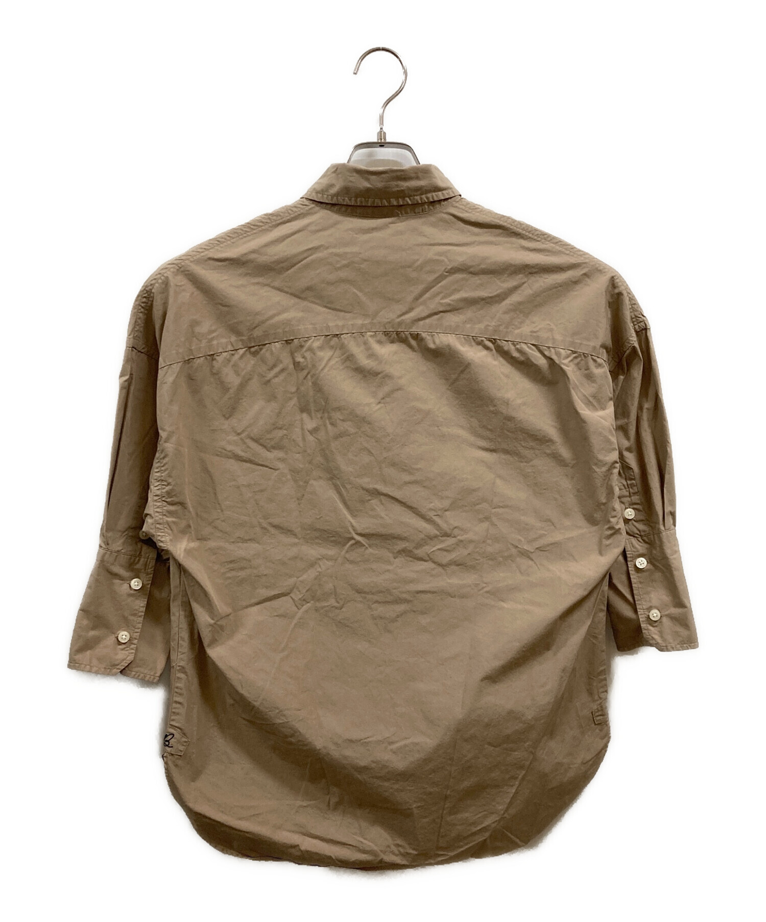 美品 マディソンブルー J.BRADLEY シャツ ベージュ B刺繍 00サイズ 中古・古着通販】MADISON BLUE (マディソンブルー) J.BRADLEY CUFF