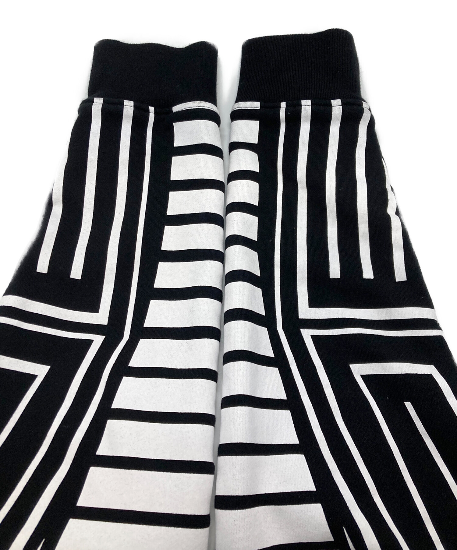 中古・古着通販】BALMAIN (バルマン) ジップパーカー ブラック