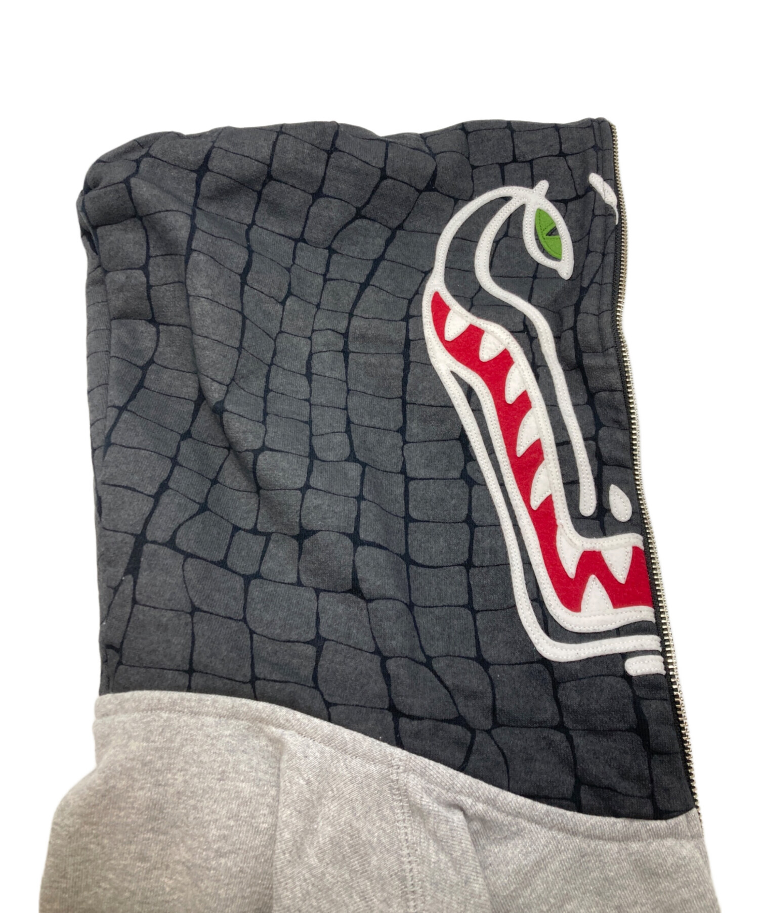 ア ベイシング エイプ ラコステ クロコダイル フルジップ フーディ 中古・古着通販】A BATHING APE (ア ベイシング エイプ) LACOSTE