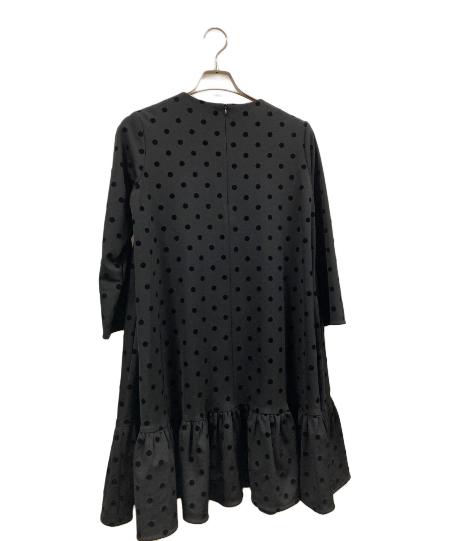 trefle+1 トレフル パデットワンピース black 中古・古着通販】trefle (トレフル) ドット柄ワンピース ブラック