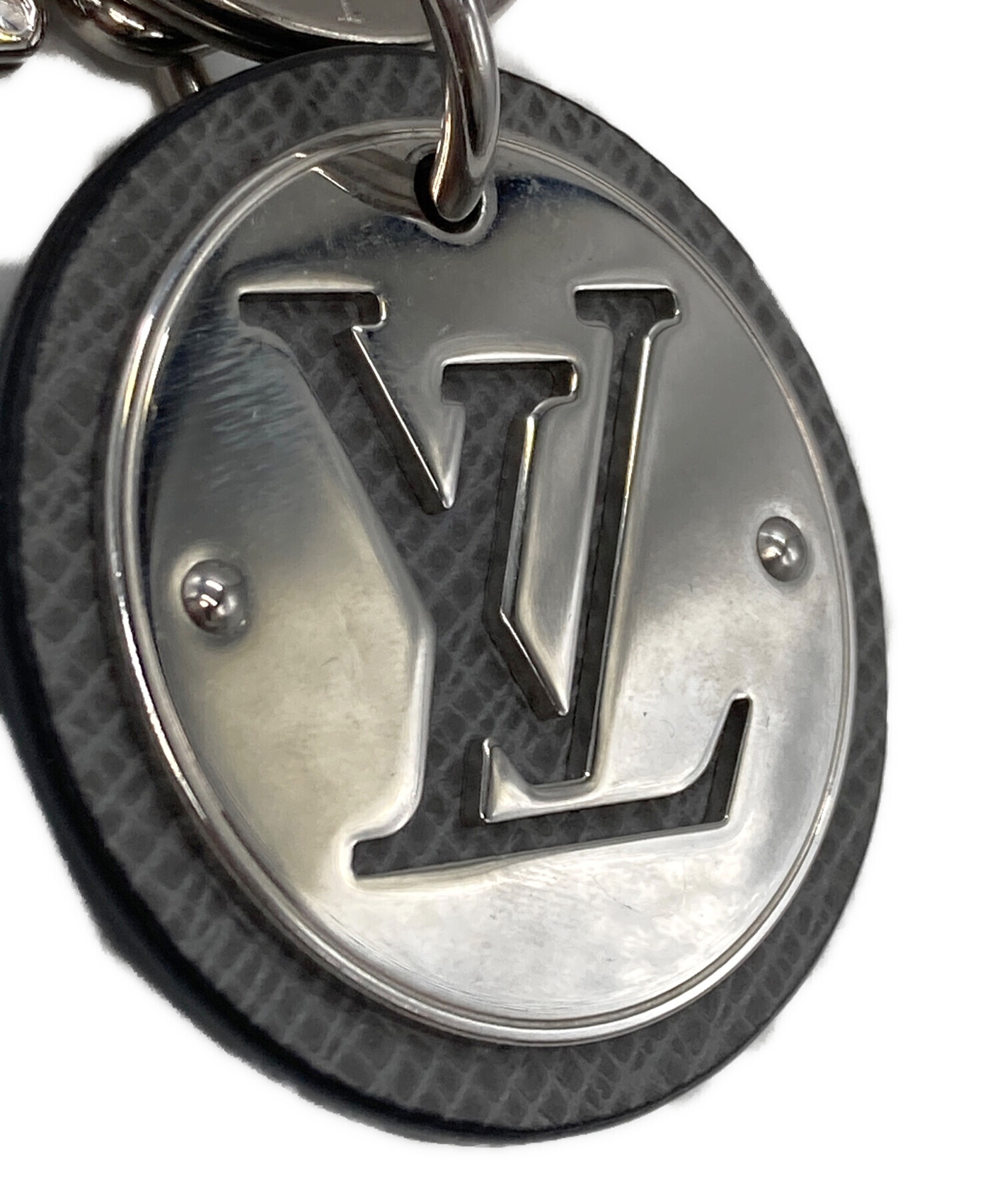中古・古着通販】LOUIS VUITTON (ルイ ヴィトン) チャーム グレー