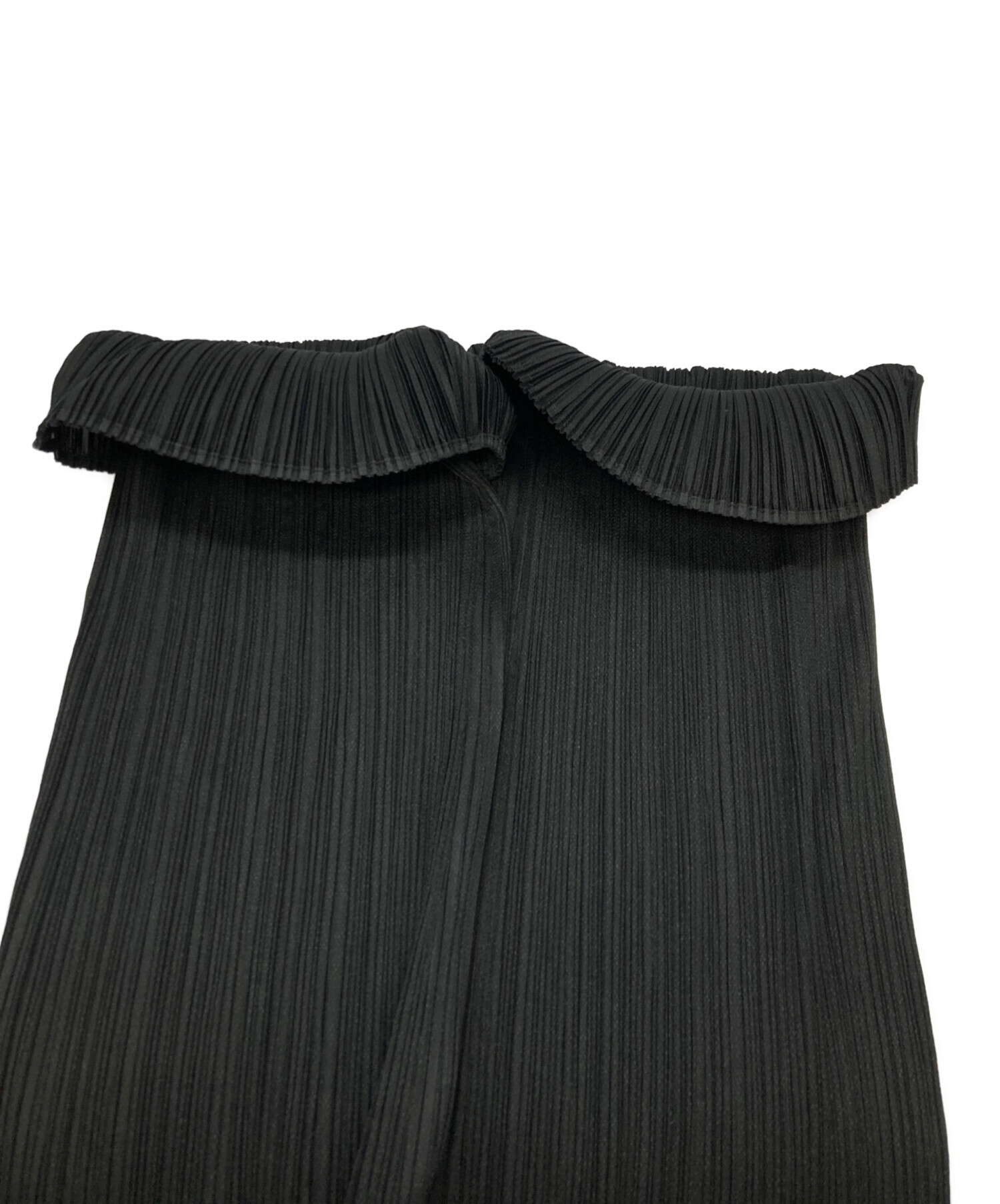 ほぼ新品PLEATS PLEASE プリーツプリーズパンツ ブラック　サイズ2 中古・古着通販】PLEATS PLEASE (プリーツプリーズ) プリーツパンツ