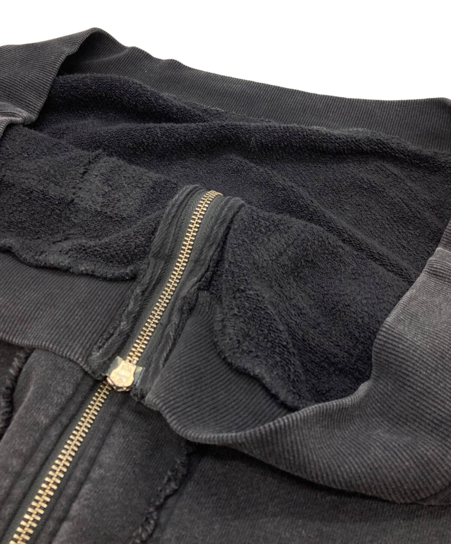 中古・古着通販】VI E DIT (ヴィエディット) Shoulder Slit Studded