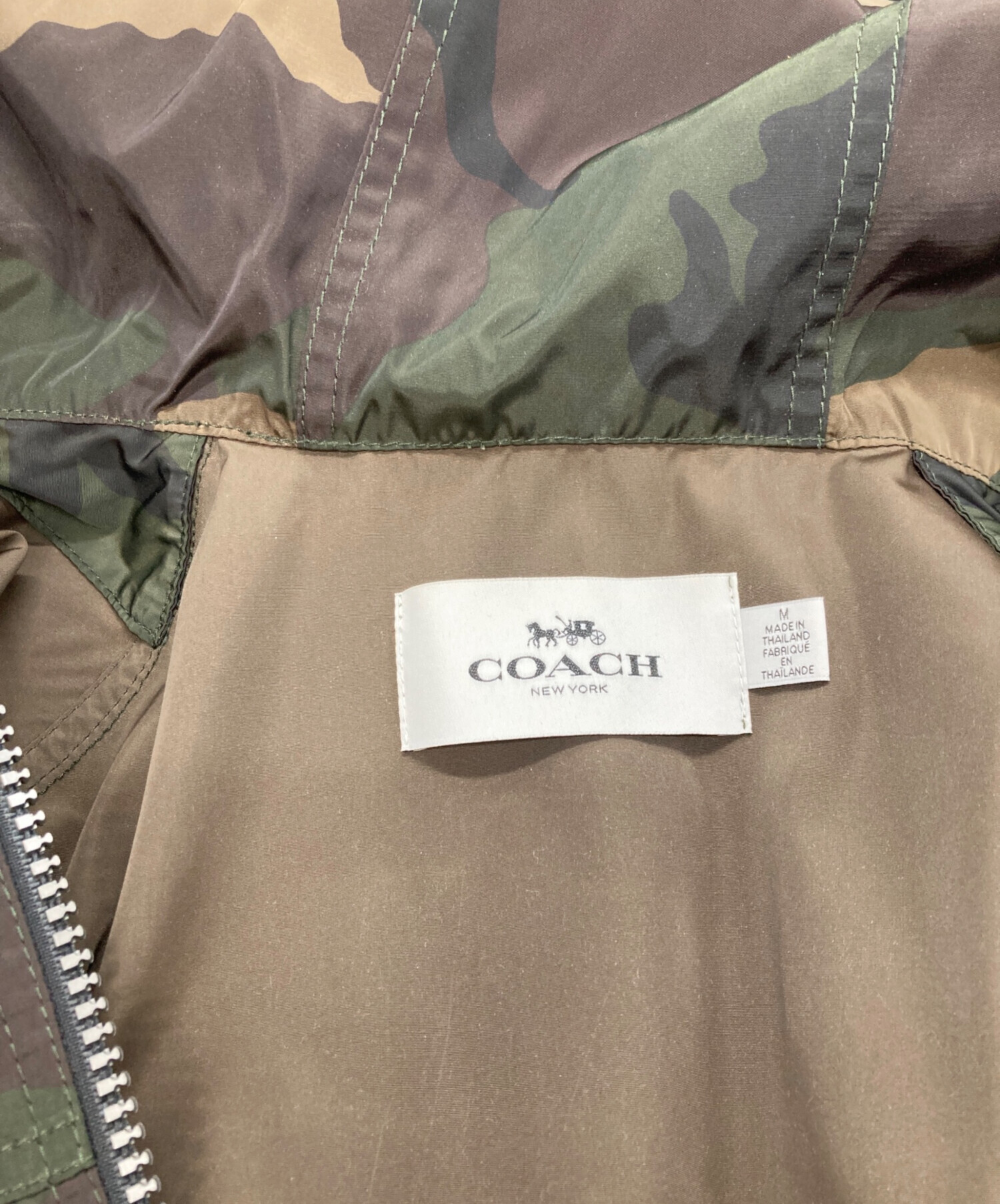 中古・古着通販】COACH (コーチ) マウンテンパーカー オリーブ サイズ