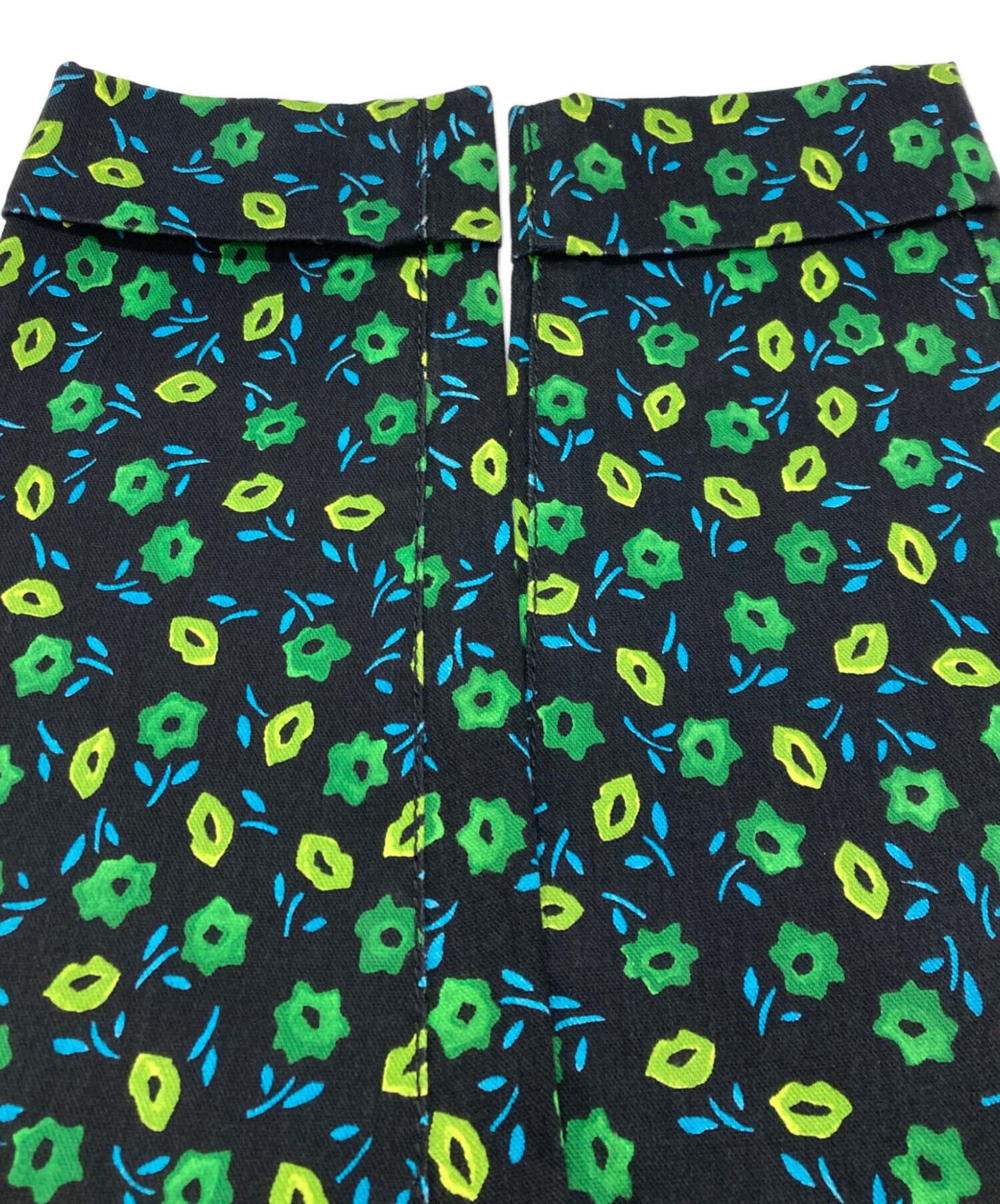中古・古着通販】PRADA (プラダ) 花柄 テーパード パンツ ブラック