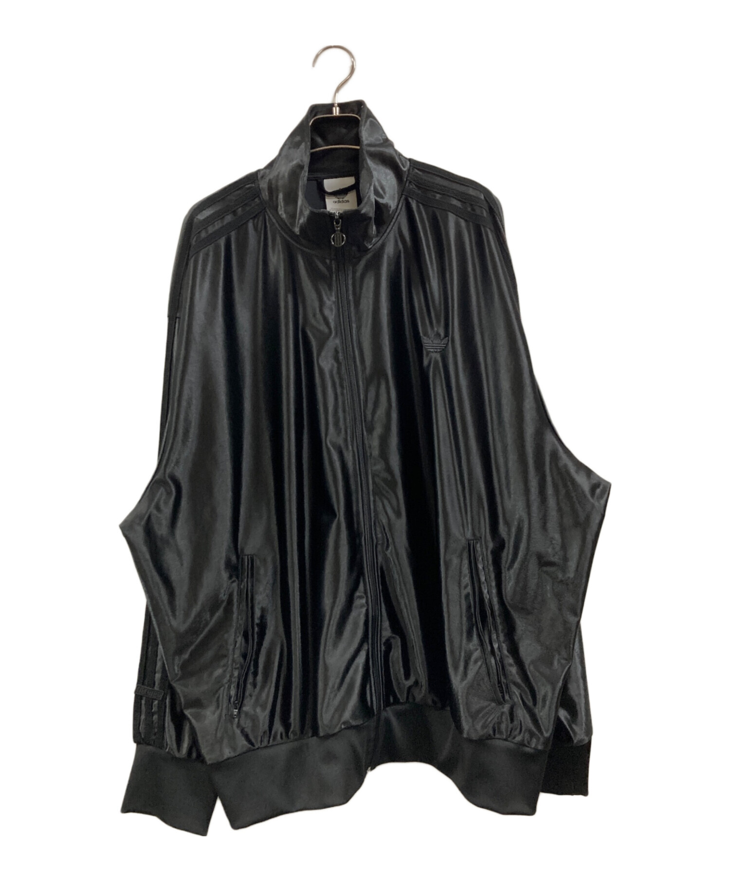  Q3 オーバーサイズ トラックトップ　2XL ブラックBLACK 中古・古着通販】adidas (アディダス) Q3 オーバーサイズ トラック