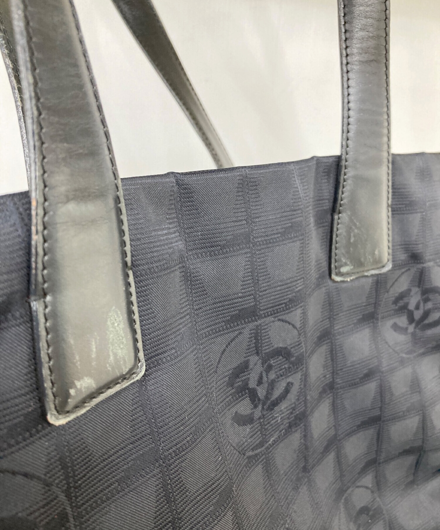 中古・古着通販】CHANEL (シャネル) ニュートラベルライントート 中古・古着通販】CHANEL (シャネル) ニュートラベルライントート