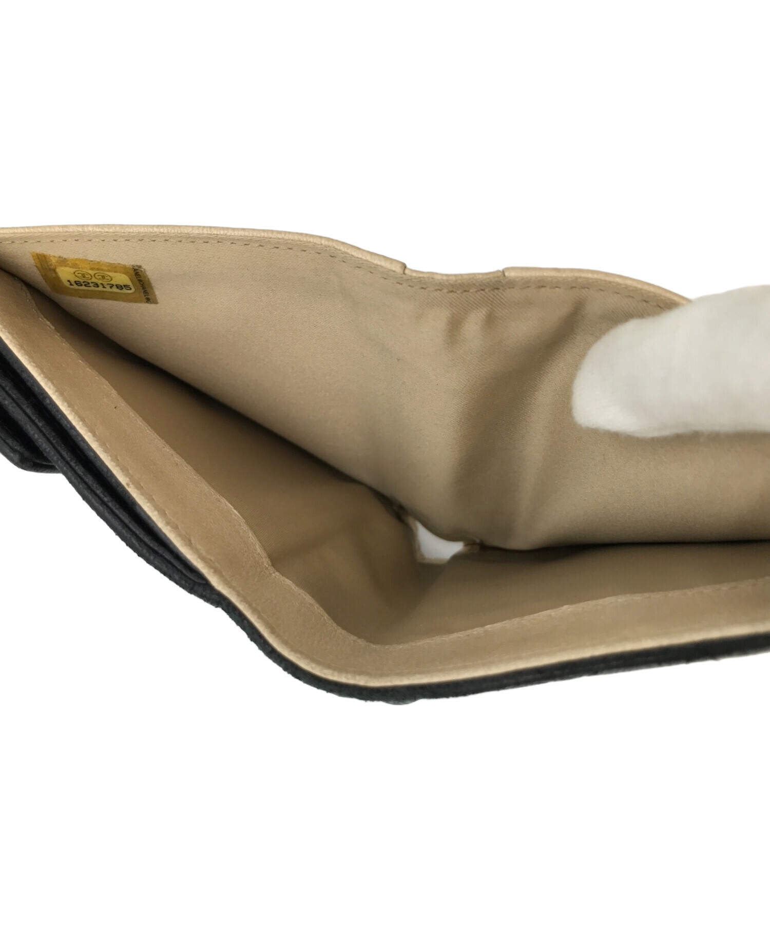 シャネルス裾フリフリ、カシミヤ100%正規販売店購入 中古・古着通販】CHANEL (シャネル) カメリア2つ折りウォレット