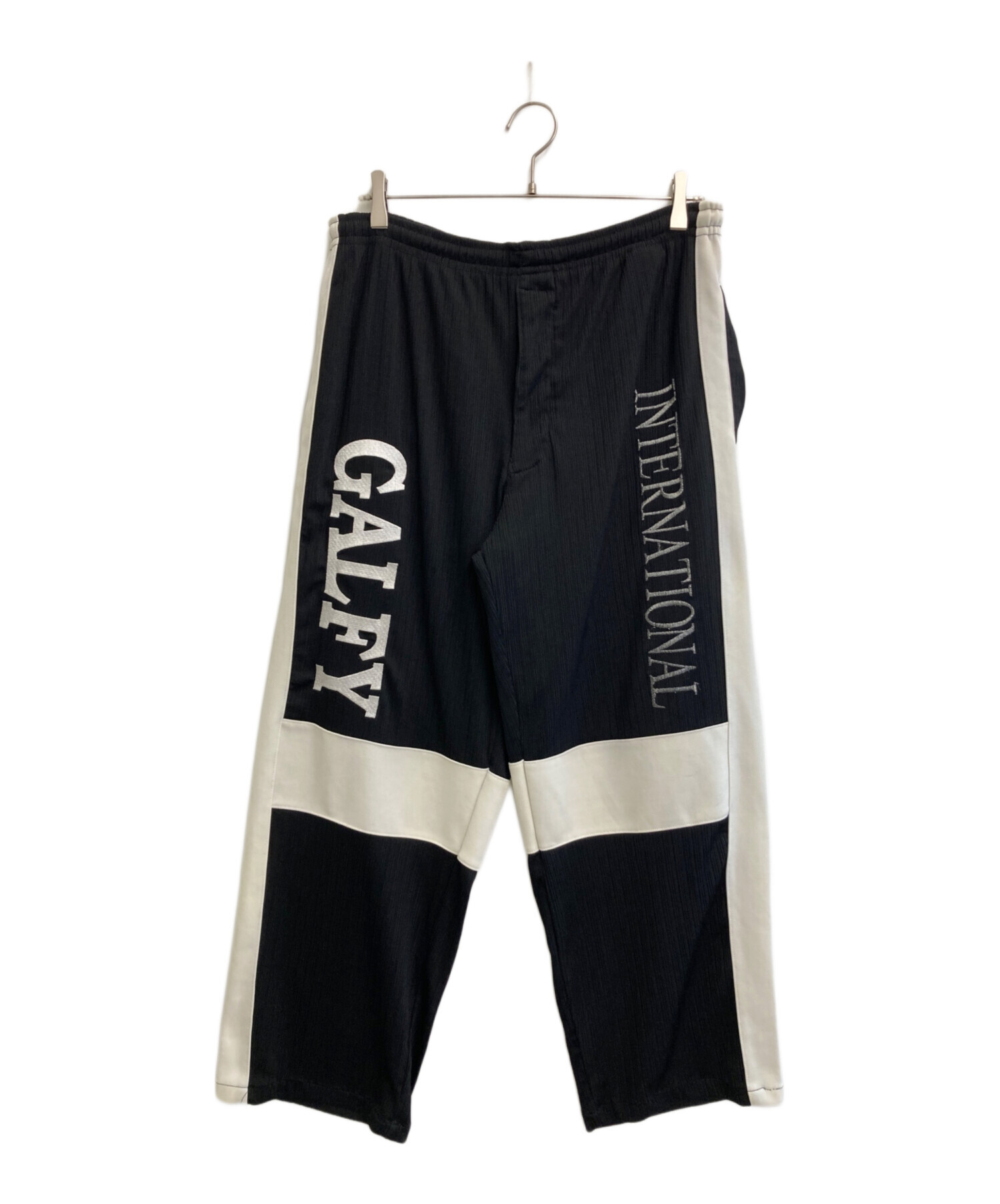 中古・古着通販】GALFY (ガルフィー) セットアップジャージ ホワイト