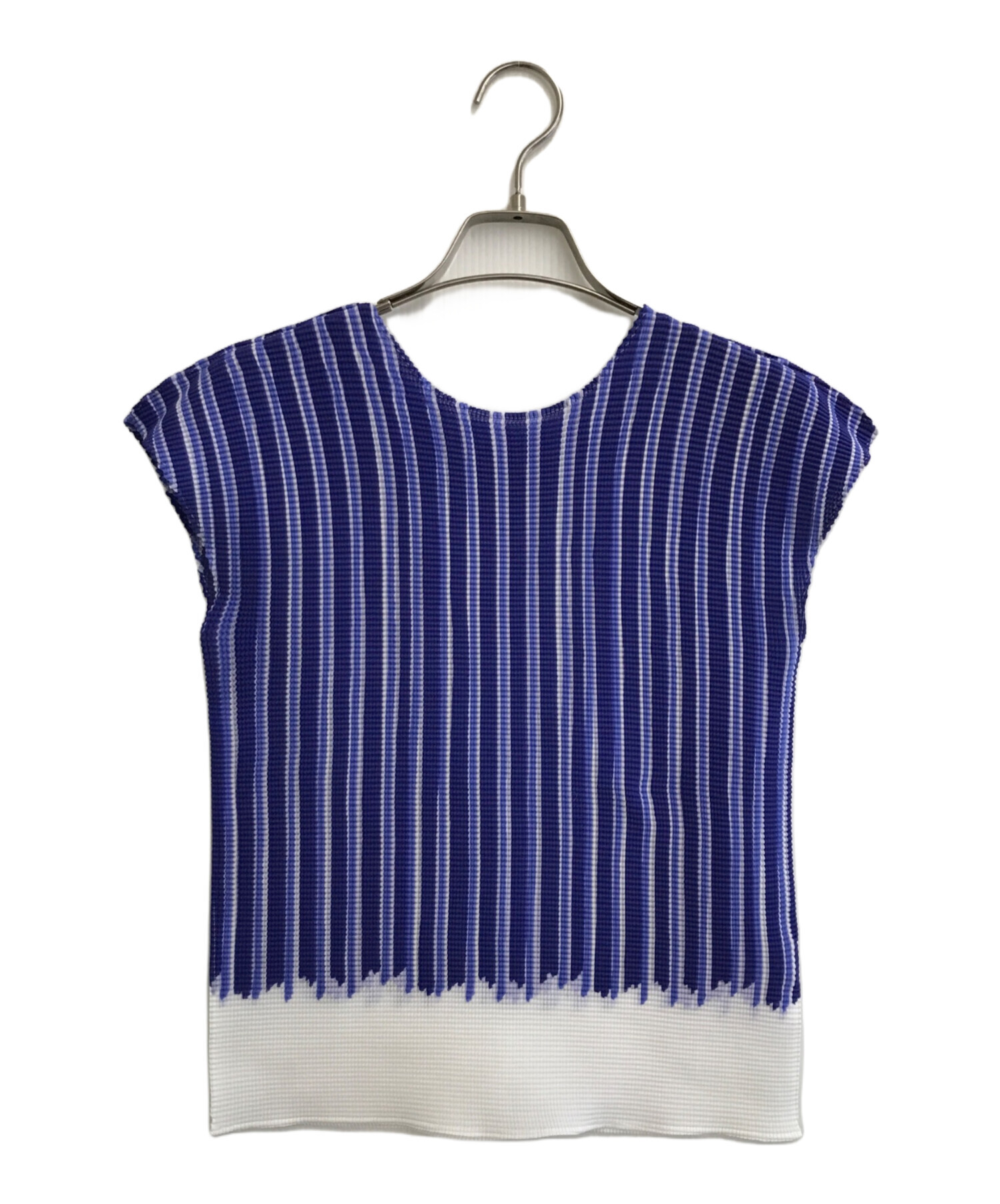 me by ISSEY MIYAKE ボトルネック ボックスプリーツカットソー me by ISSEY MIYAKE ボックスプリーツカットソー