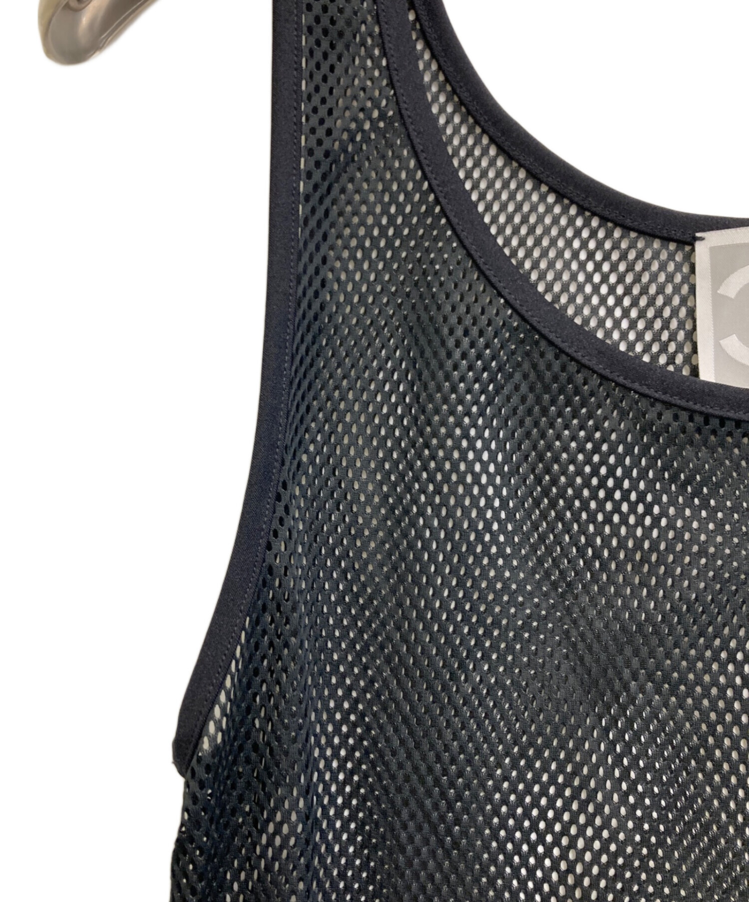 シャネル IDENTIFICATION 01P タンクトップ 36 中古・古着通販】CHANEL IDENTIFICATION (シャネル アイデンフィ