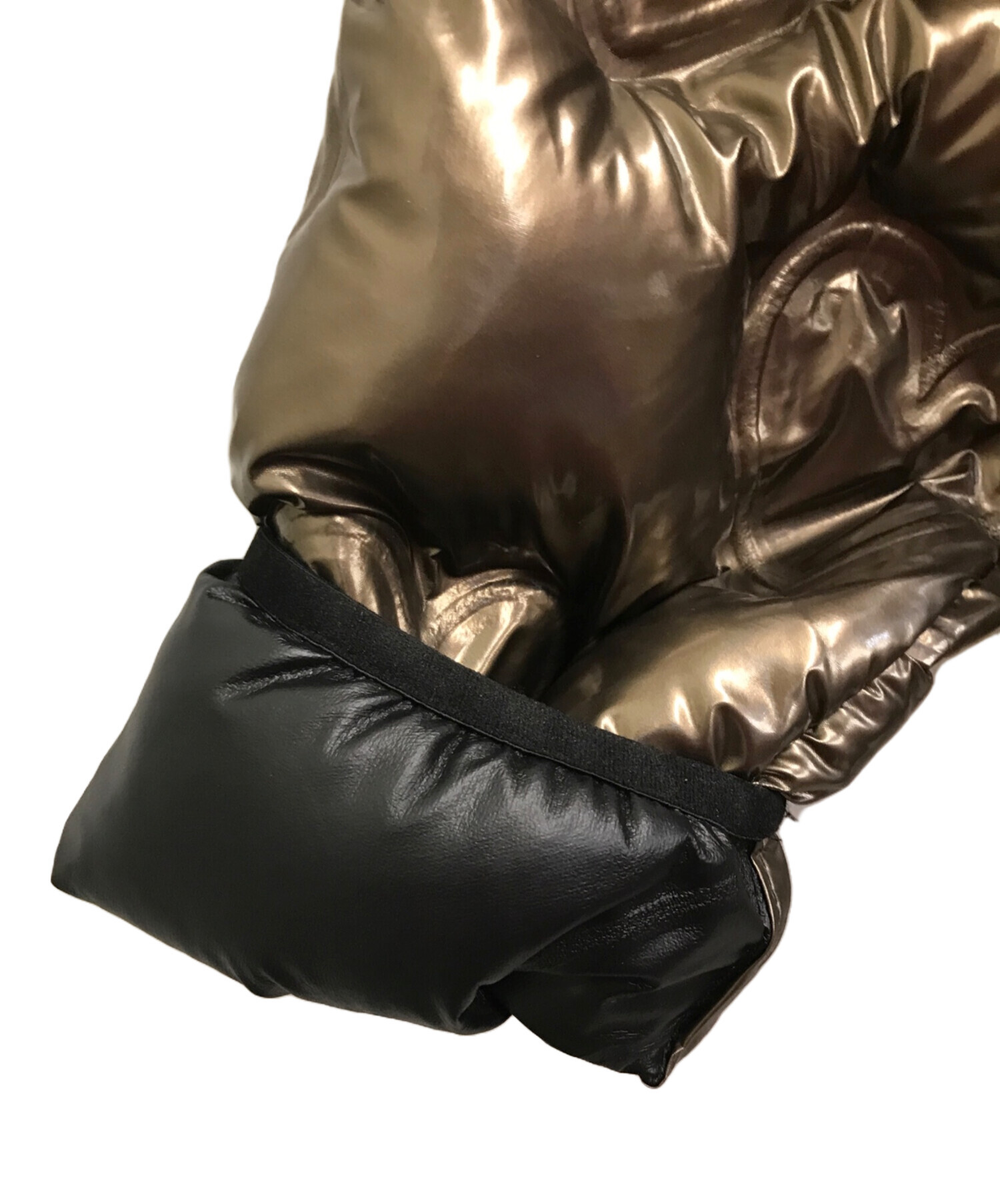 中古・古着通販】LOVE MOSCHINO (ラブモスキーノ) 中綿エナメル
