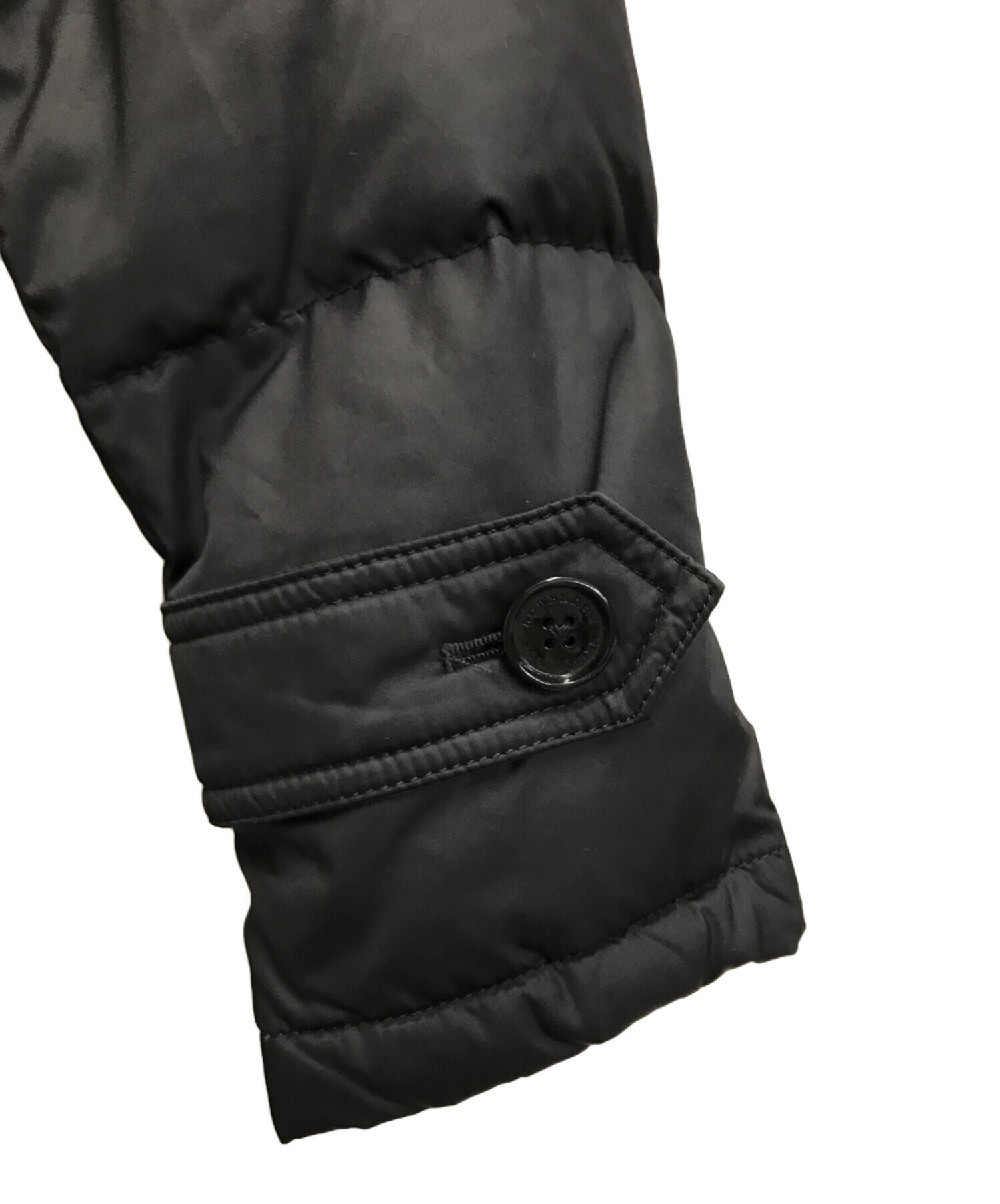 BURBERRY ブラック ダウンコート 160A BURBERRY ブラック ダウンコート 160A 極限定 BURBERRY ダウンコート