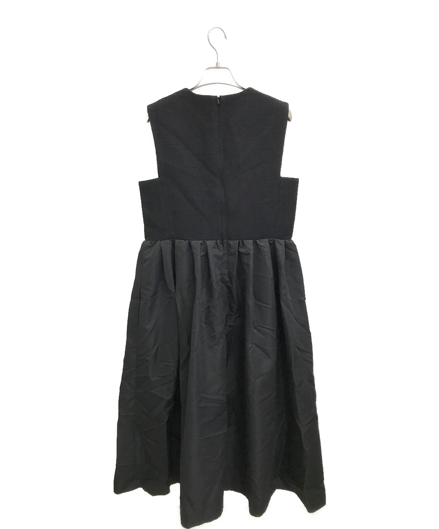 新品タグ付 アドーア バルダライトワンピース ブラック 38 ウール ADORE 中古・古着通販】ADORE (アドーア) ドライツイードワンピース ブラック