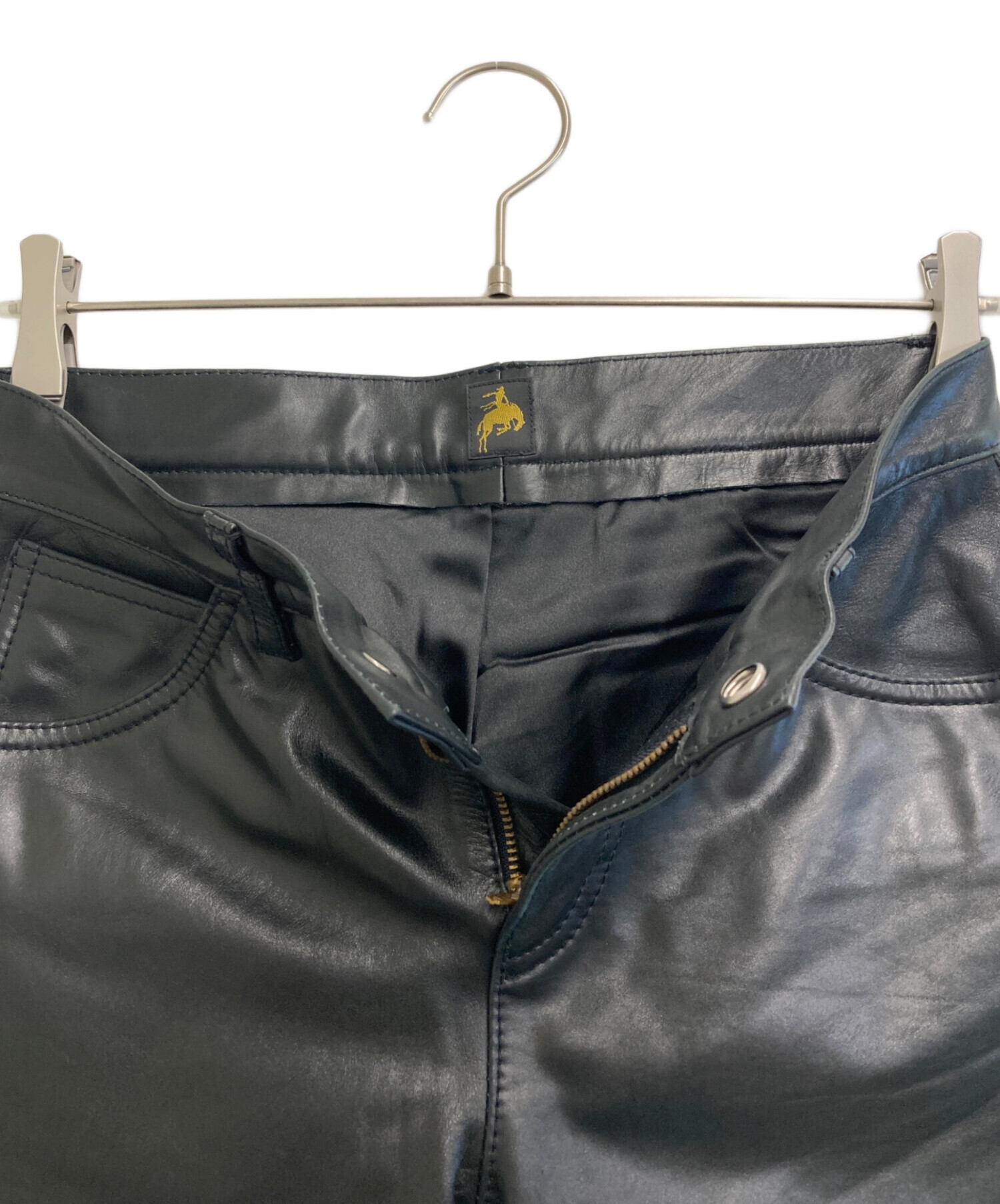 Lee レザーパンツ 中古・古着通販】LEE (リー) レザーパンツ ブラック サイズ:SIZE 81cm