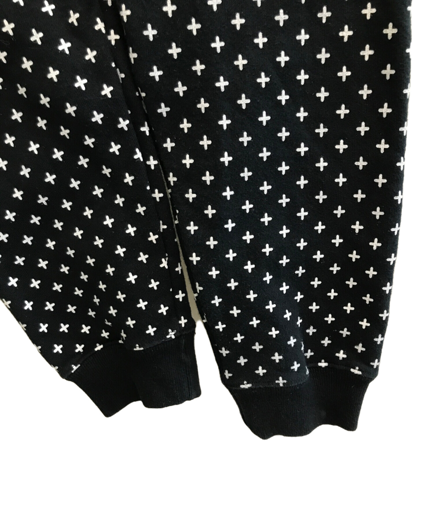 中古・古着通販】GOODENOUGH (グッドイナフ) CROSS DOT SWEAT PARKA 