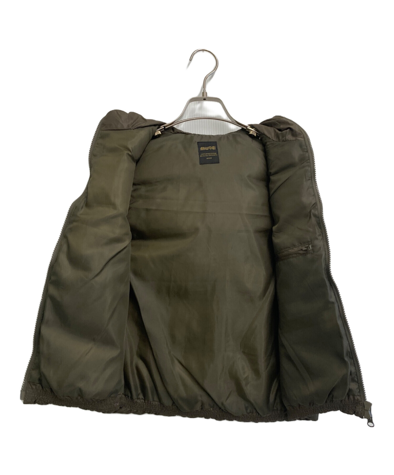 中古・古着通販】muta (ムータ) 迷彩柄 ダウンベスト オリーブ サイズ