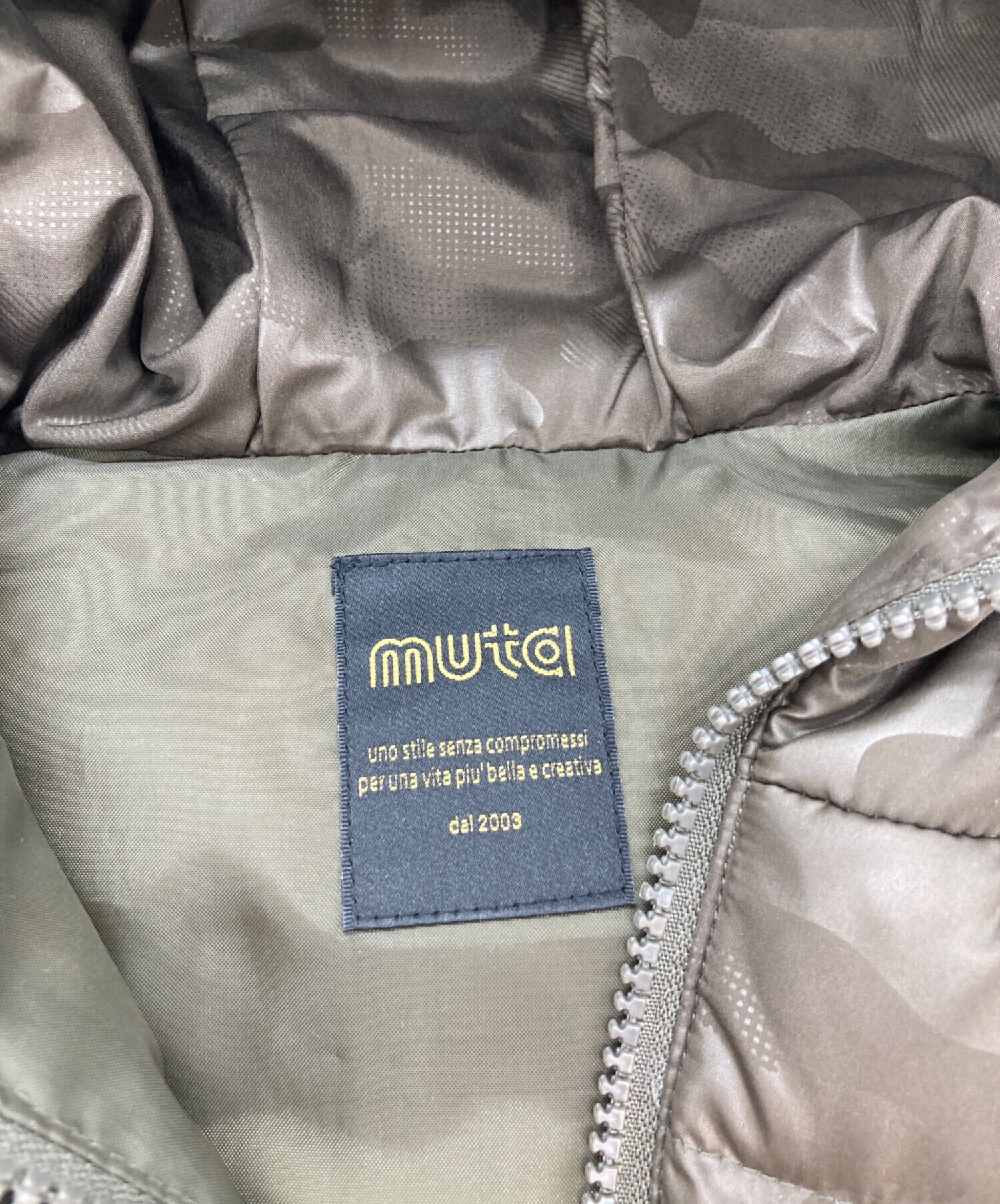 中古・古着通販】muta (ムータ) 迷彩柄 ダウンベスト オリーブ サイズ