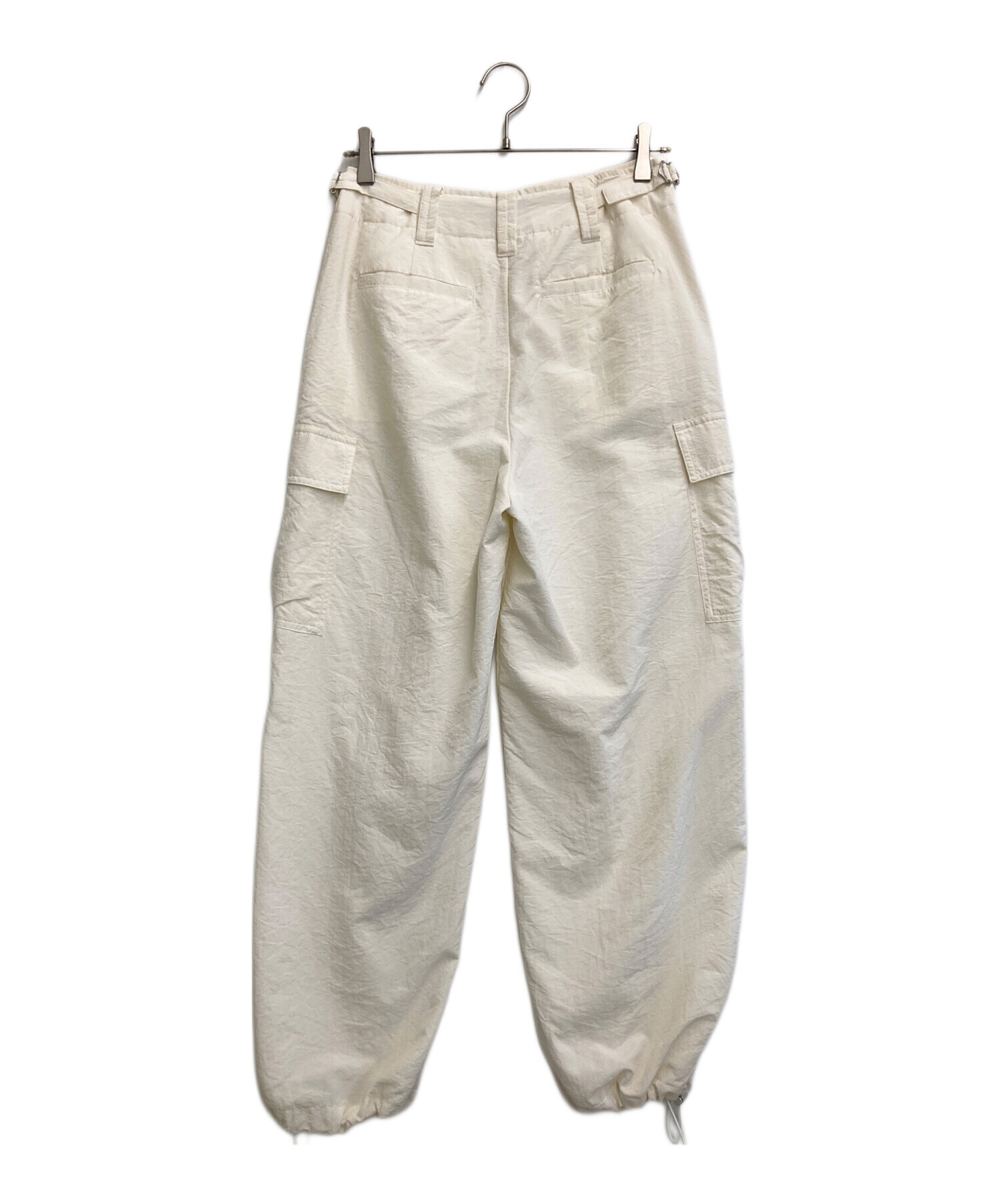 emmi×ipsa eco ダンボールパンツ white 新品未使用 タグ付 M 中古・古着通販】emmi (エミ) 撥水 ミリタリーパンツ ホワイト サイズ