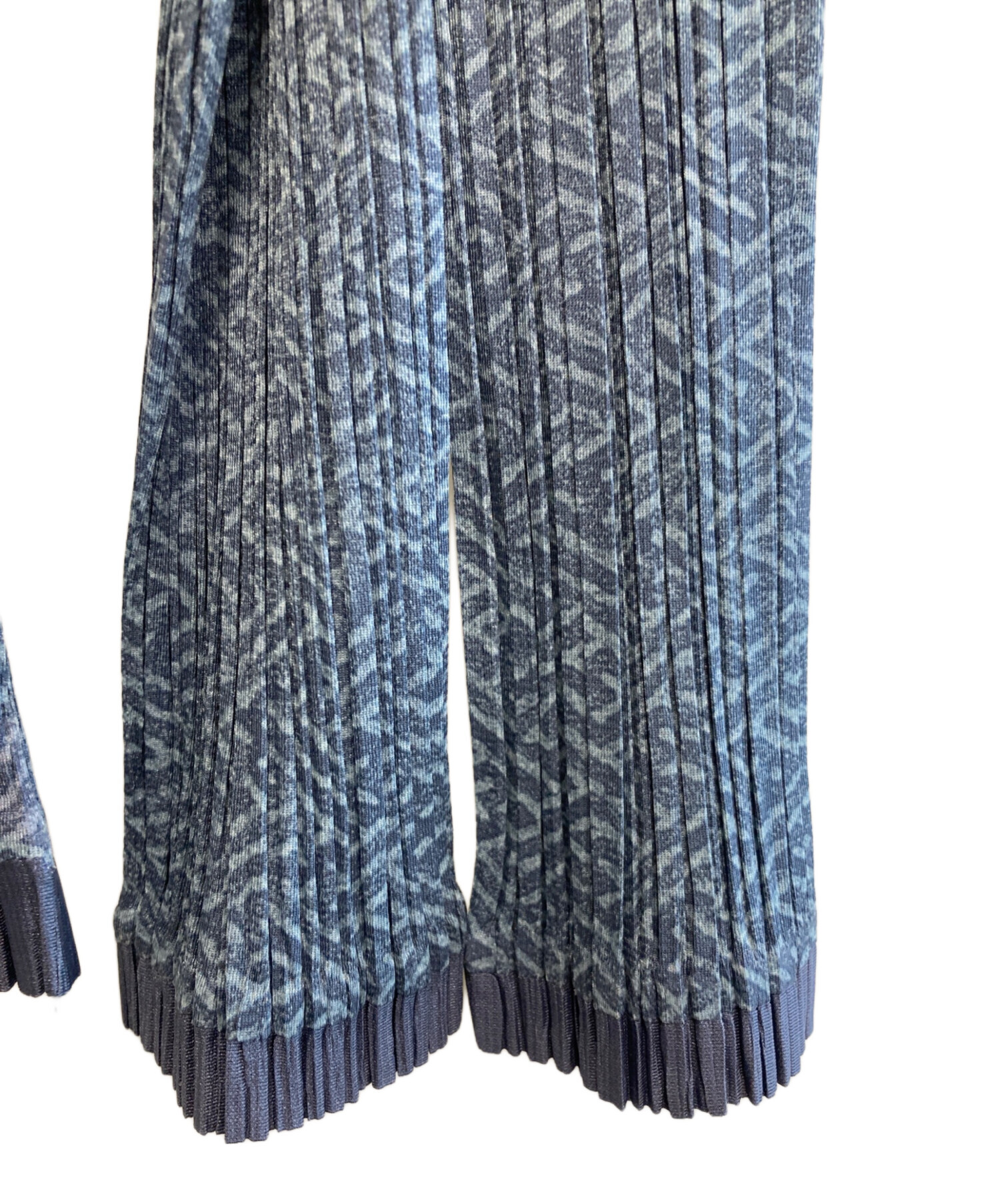 PLEATS PLEASE　カットソー　プリーツ　総柄　ブルー　３ 中古・古着通販】PLEATS PLEASE (プリーツプリーズ) プリーツ