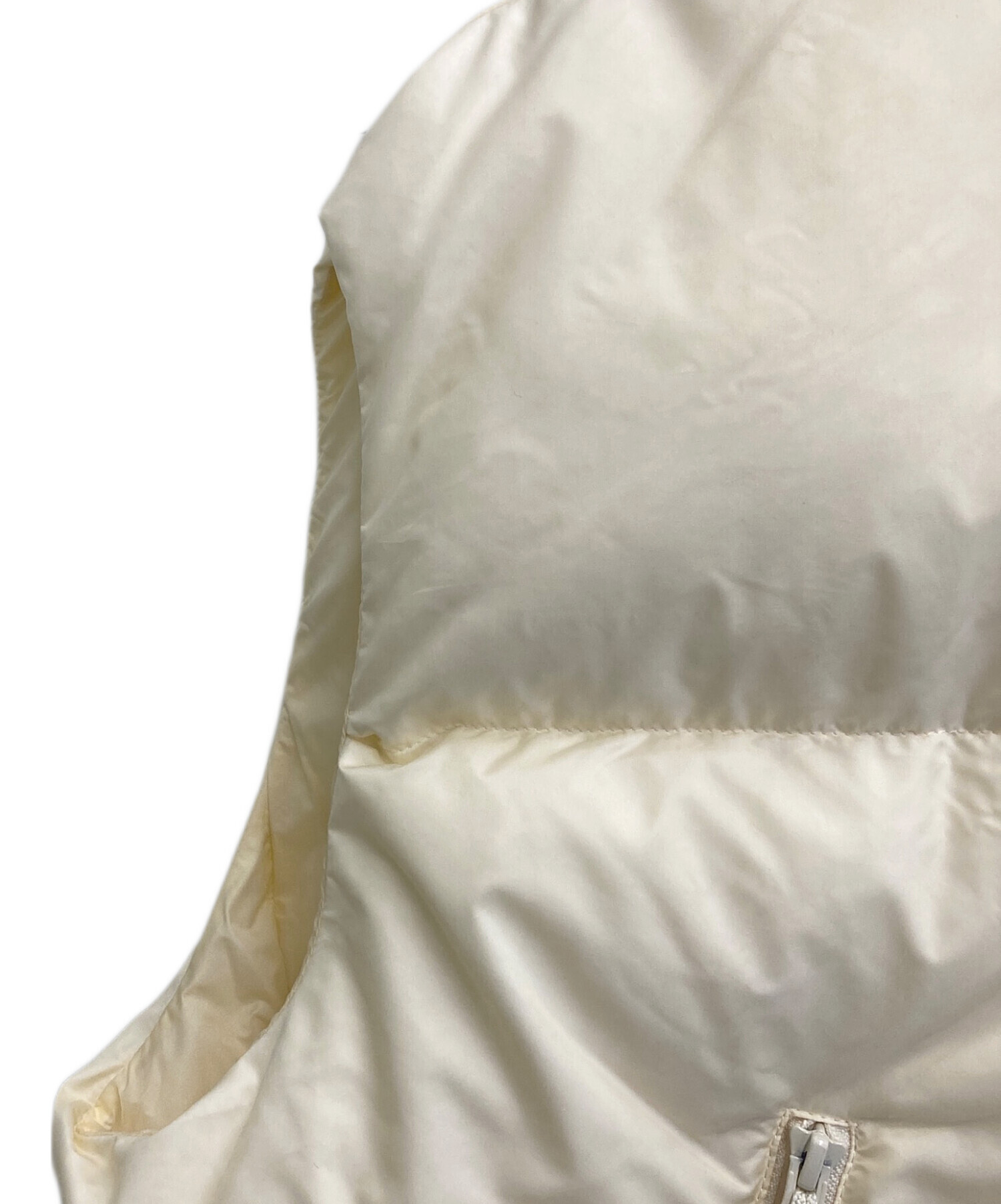 JANE SMITH WILDTHINGS ダウン ベスト 白 JANESMITH（ジェーンスミス）の「＜JANE SMITH×WILD THINGS×BY