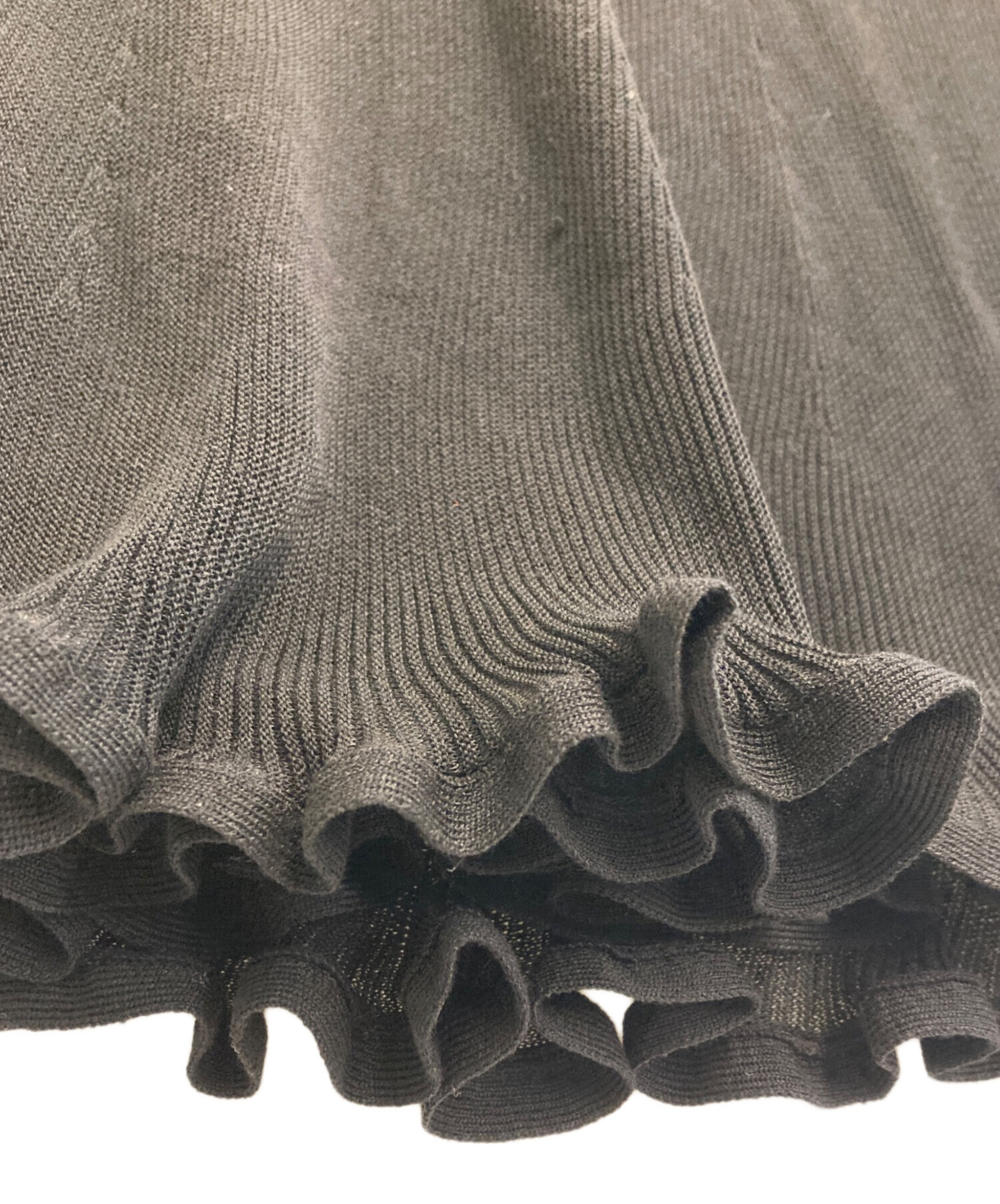 中古・古着通販】AMERI (アメリ) 25ss SHEER FRILL V NECK KNIT TOP