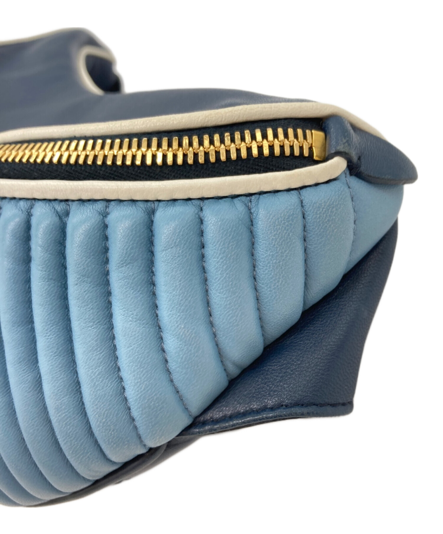 MIU MIU ボディバッグ 中古・古着通販】MIU MIU (ミュウミュウ) ミュウライダーベルトバッグ