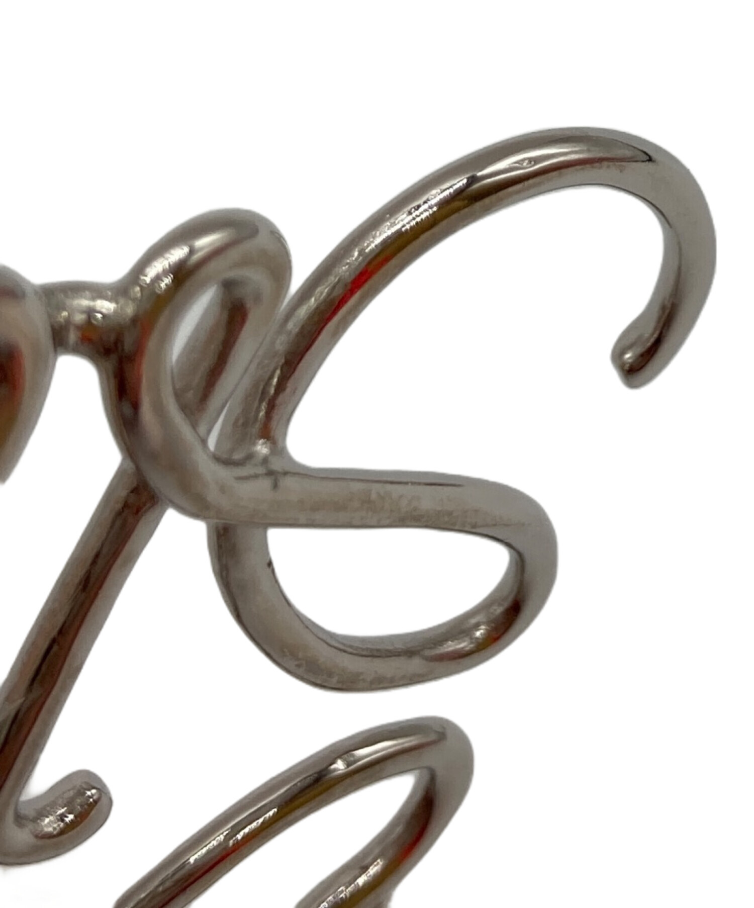 中古・古着通販】LOEWE (ロエベ) アナグラムブローチ シルバー