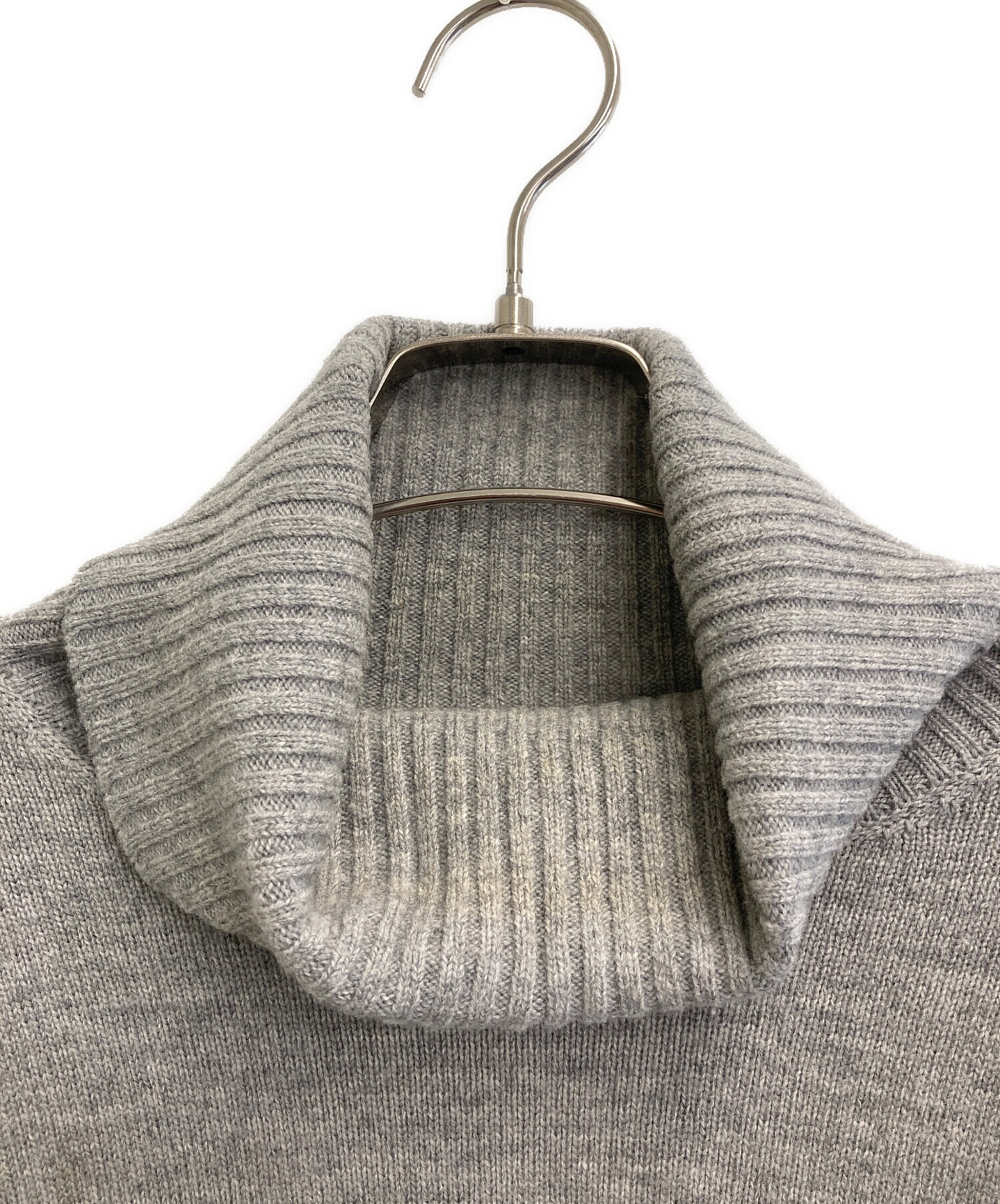 【正規品】ami グレー タートルネックセーター 中古・古着通販】AMI PARIS (アミ パリス) タートルネックニット