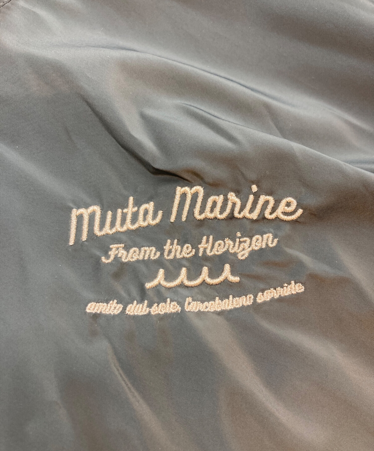 中古・古着通販】muta (ムータ) 撥水ストレッチジップブルゾン グレー