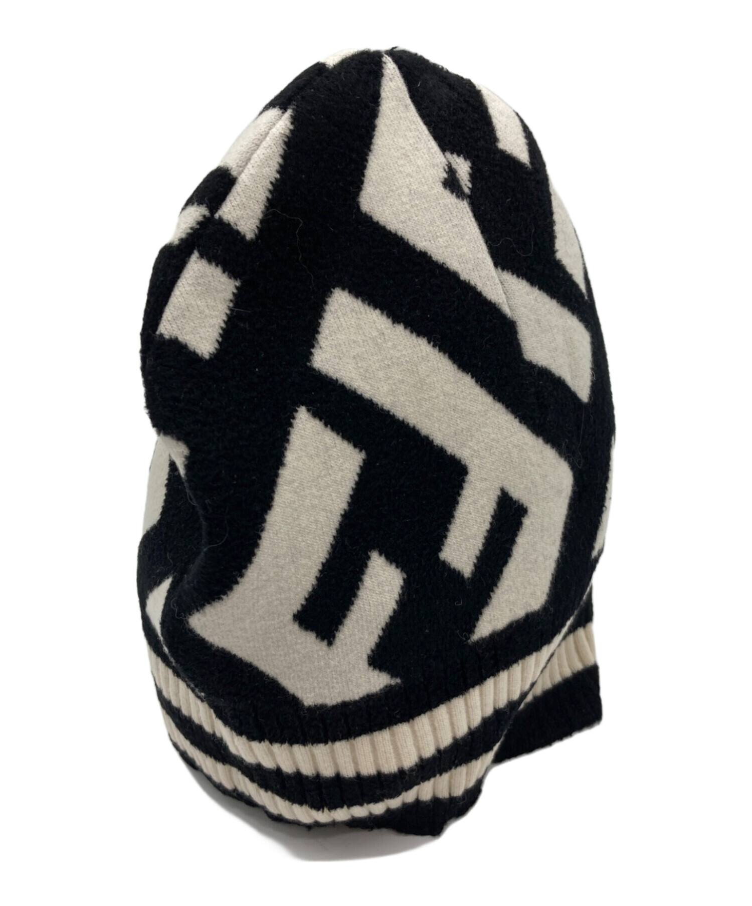 中古・古着通販】FENDI (フェンディ) ニット帽 ブラック×ホワイト