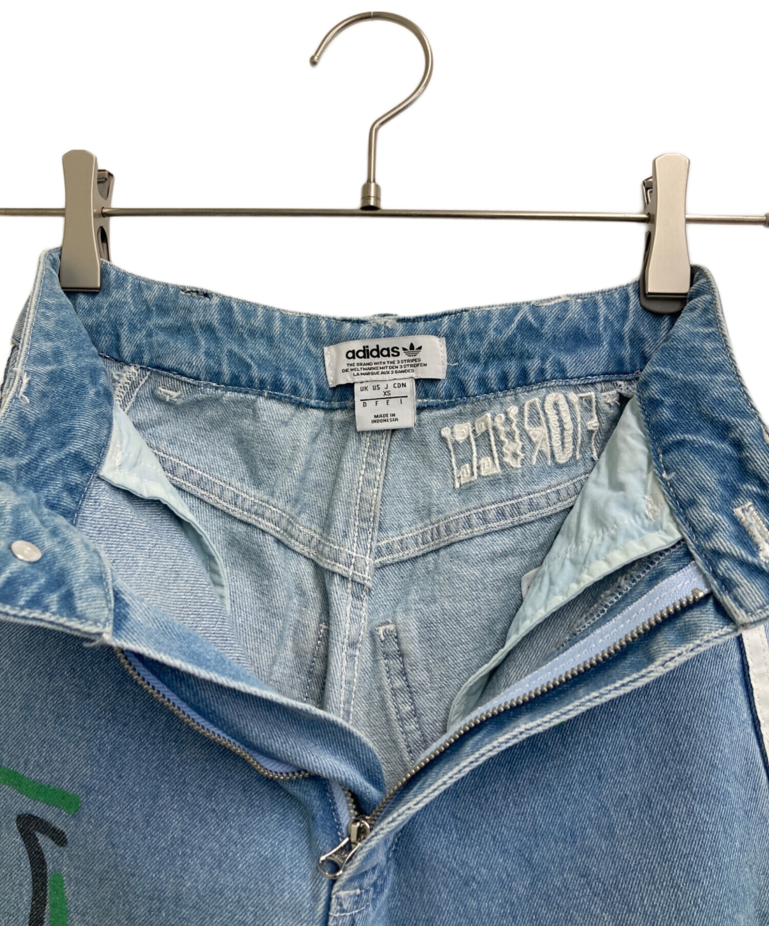 中古・古着通販】adidas (アディダス) デニムパンツ ブルー サイズ:XS